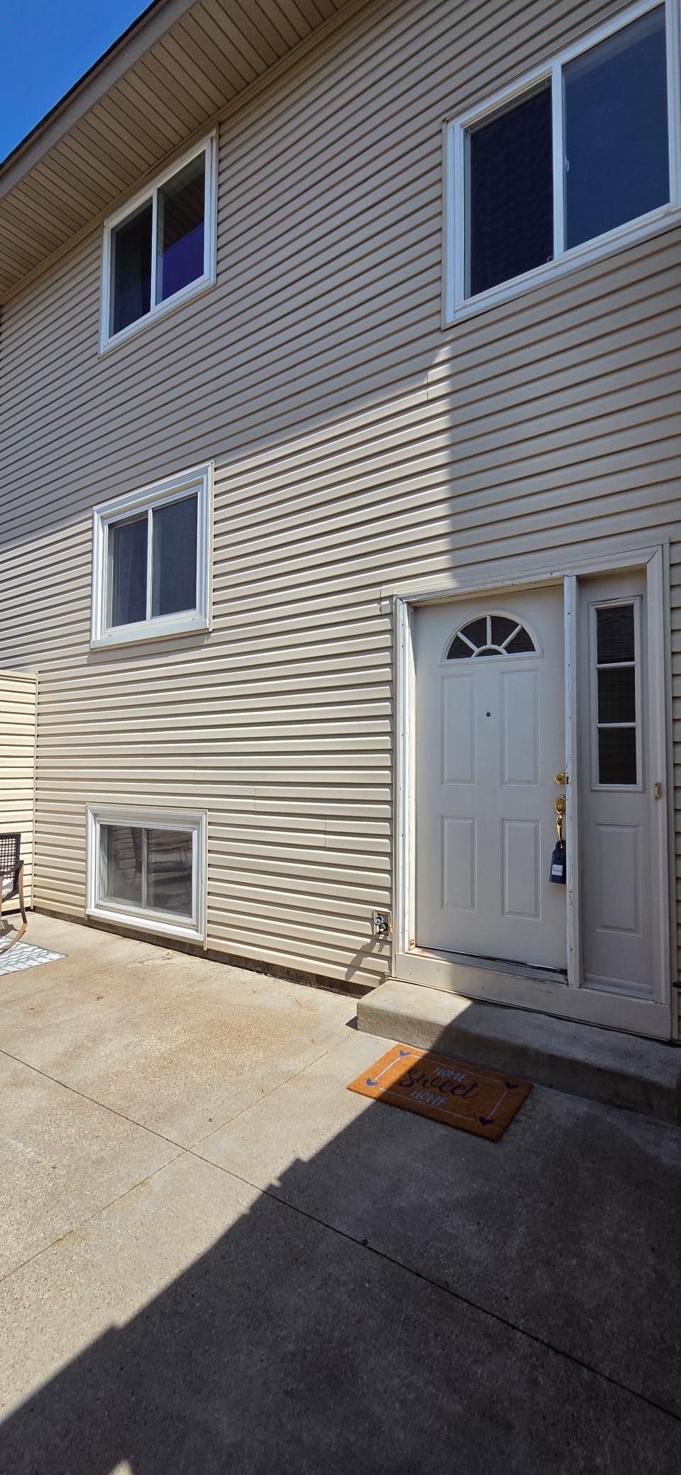 12217 Drake Street Nw Property Photo 1
