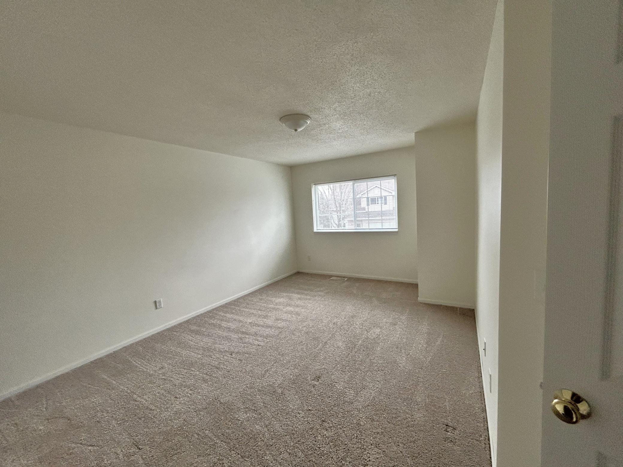 10 Bridgewater Trail Property Photo 10