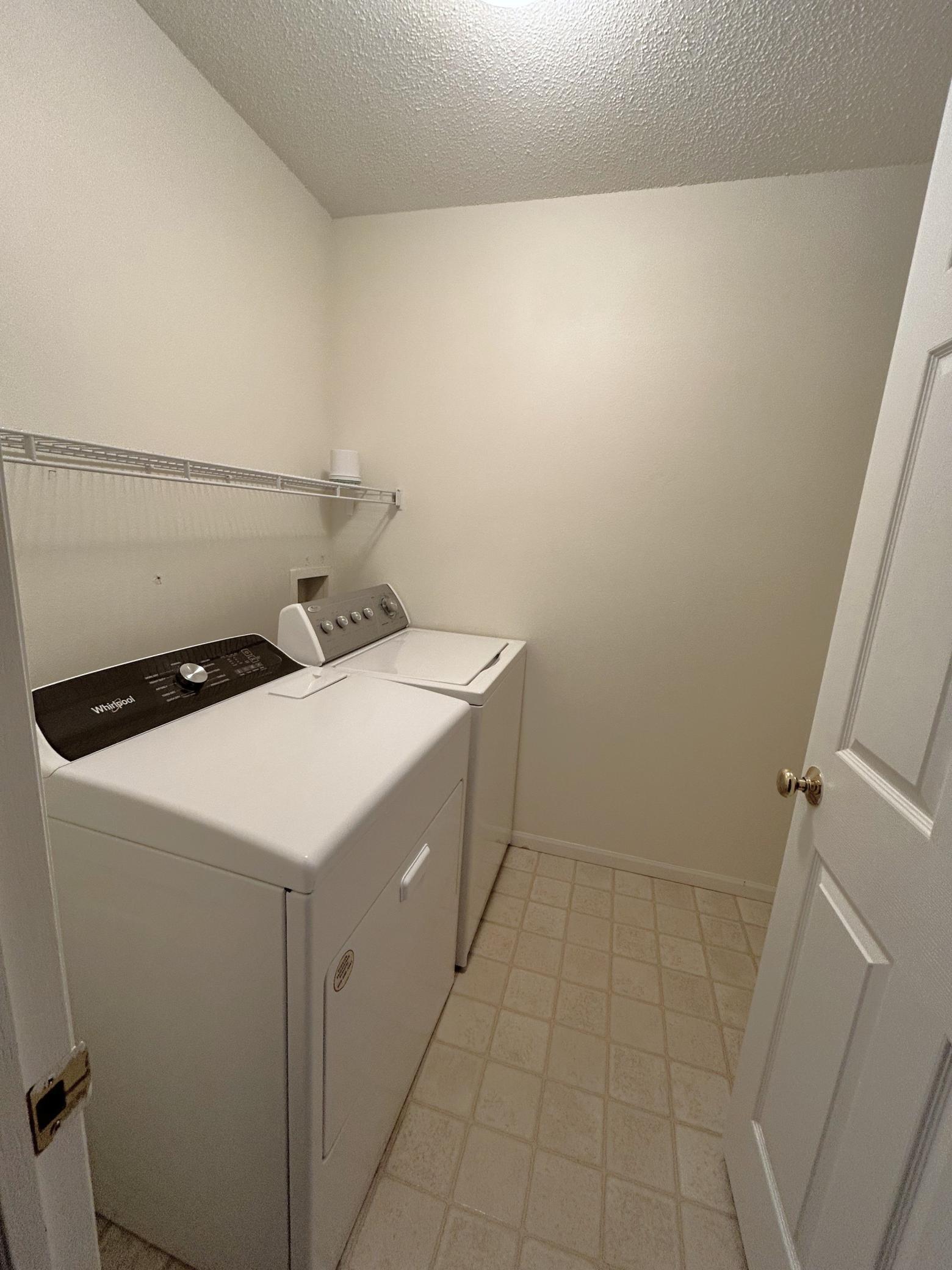 10 Bridgewater Trail Property Photo 17