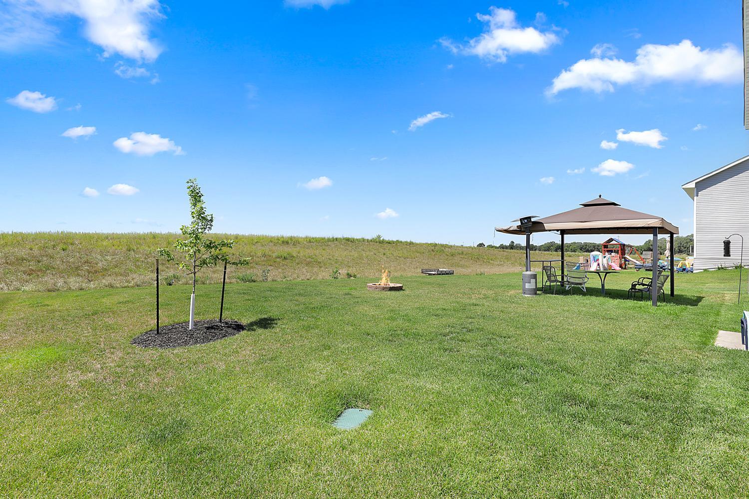 4124 Eaton Circle Ne Property Photo 17