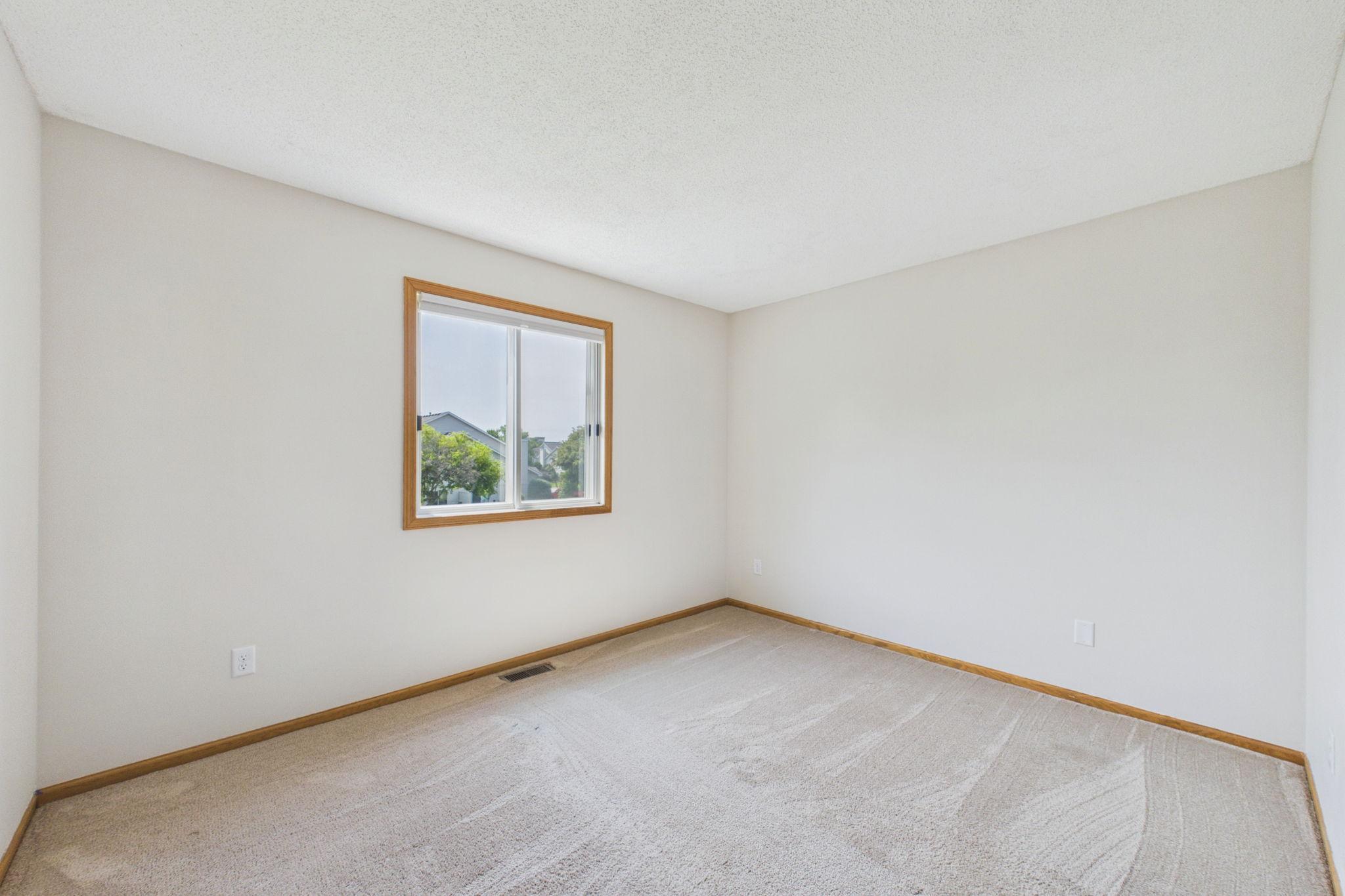 7797 Hemingway Avenue S Property Photo 15