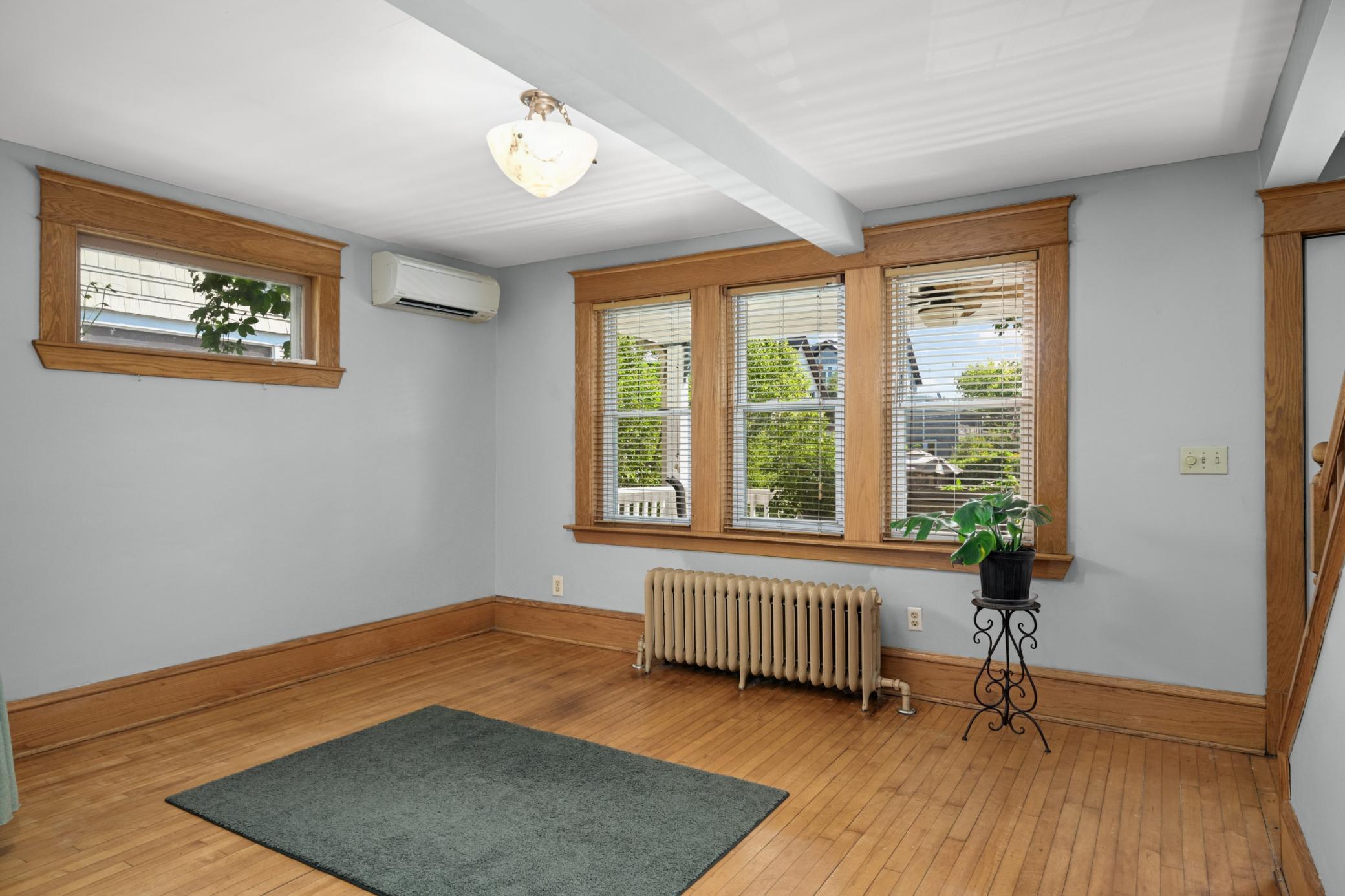 469 Hall Avenue Property Photo 4