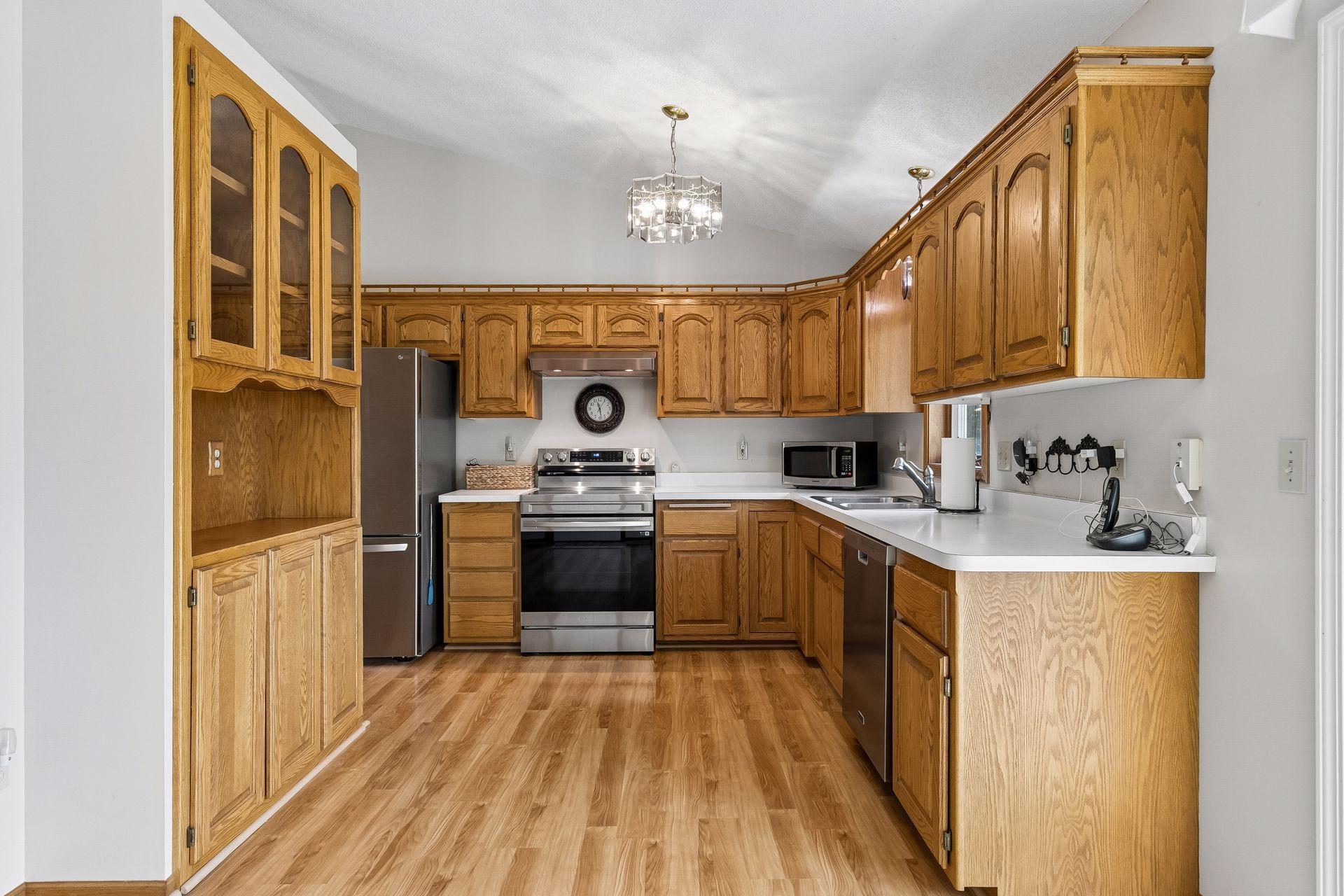 10831 30th Street Ne Property Photo 19