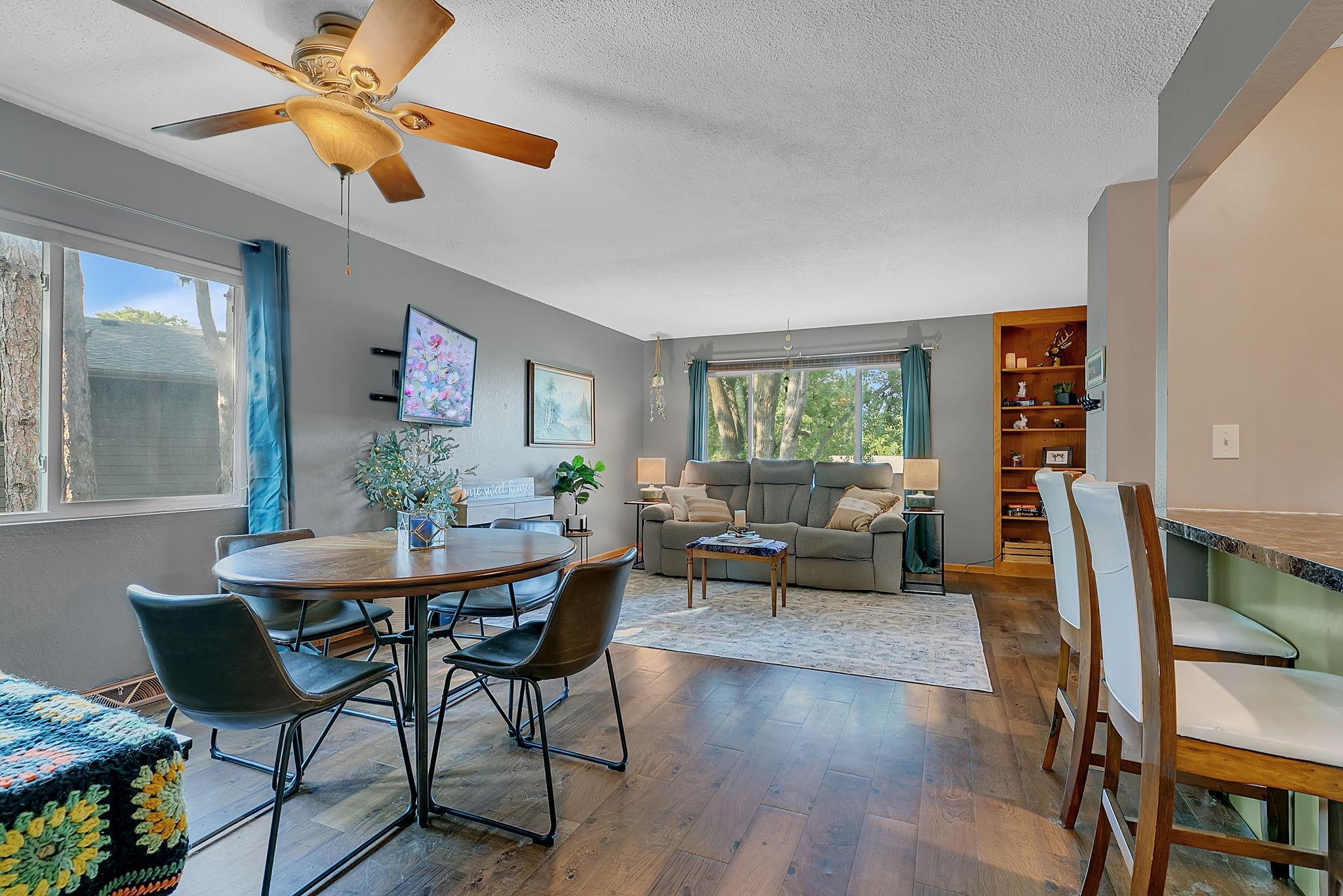 1045 Benedict Drive Property Photo 4