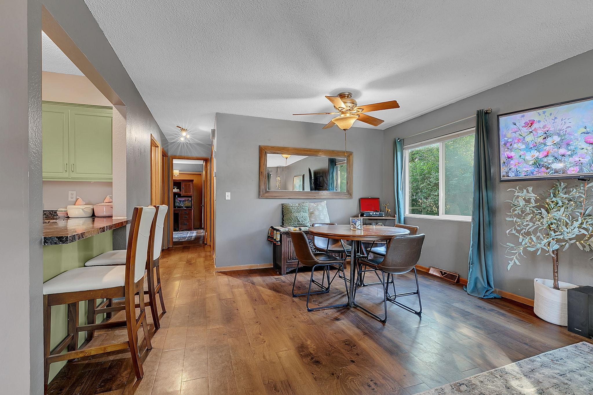 1045 Benedict Drive Property Photo 6