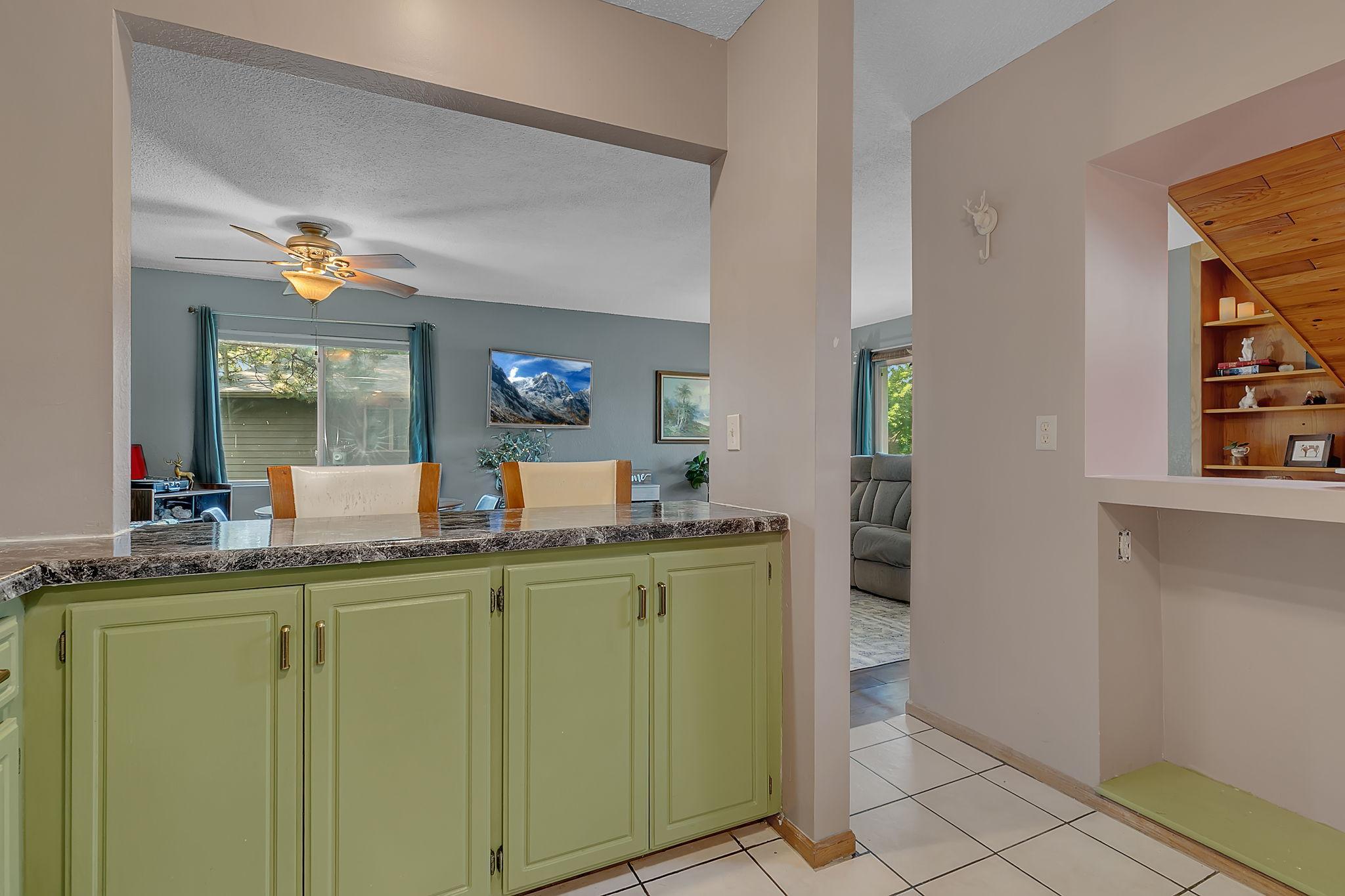 1045 Benedict Drive Property Photo 11