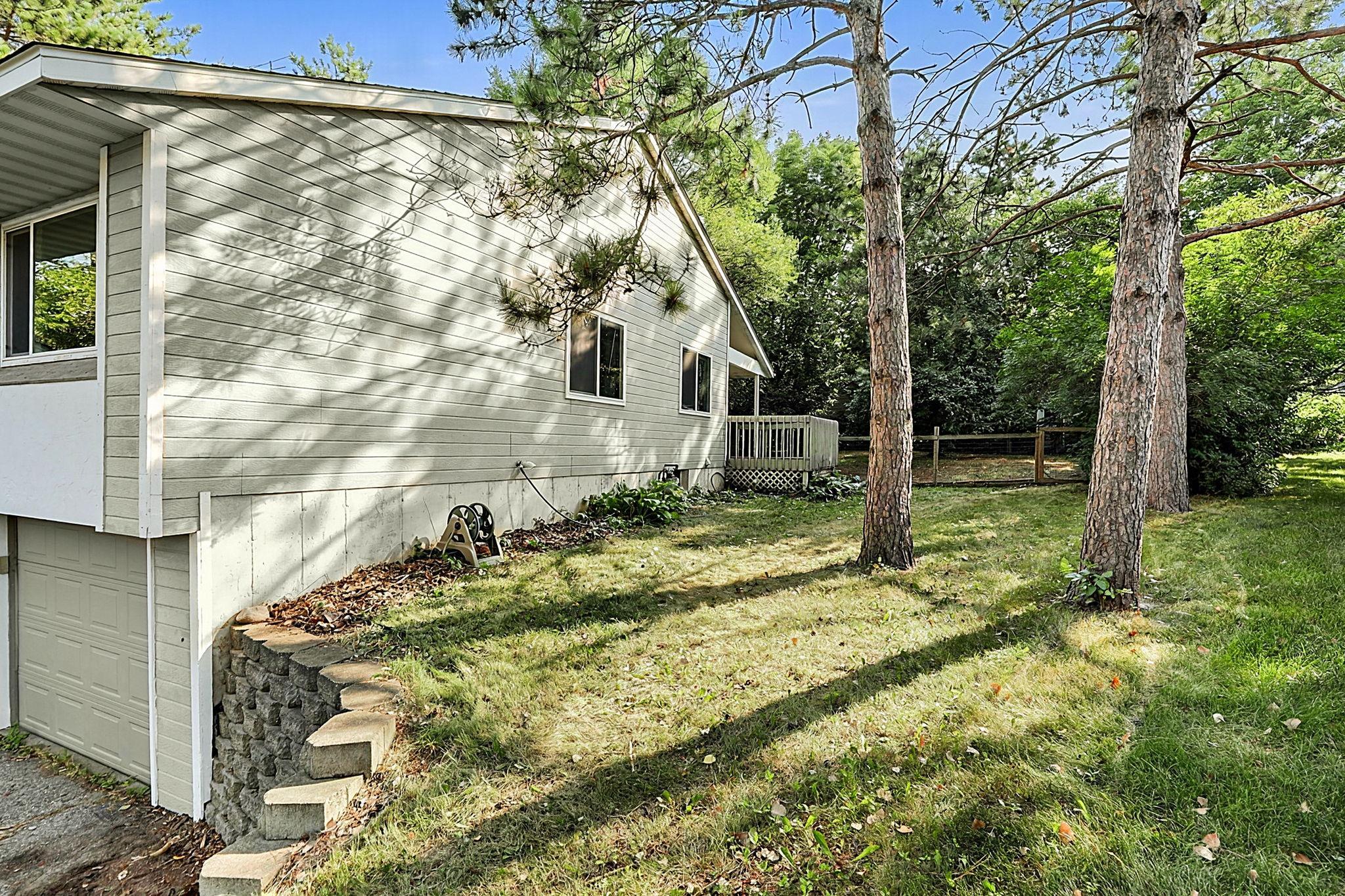 1045 Benedict Drive Property Photo 27