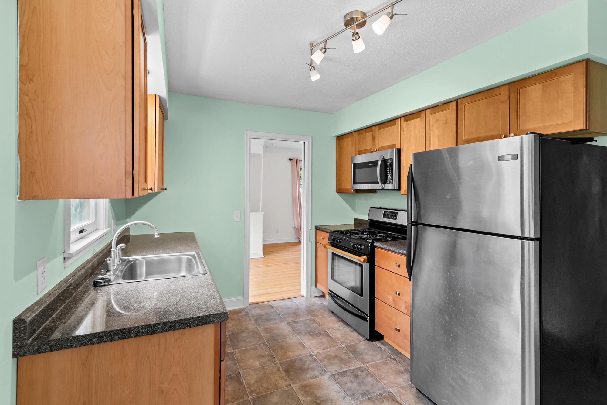 1081 Hubbard Avenue Property Photo 12
