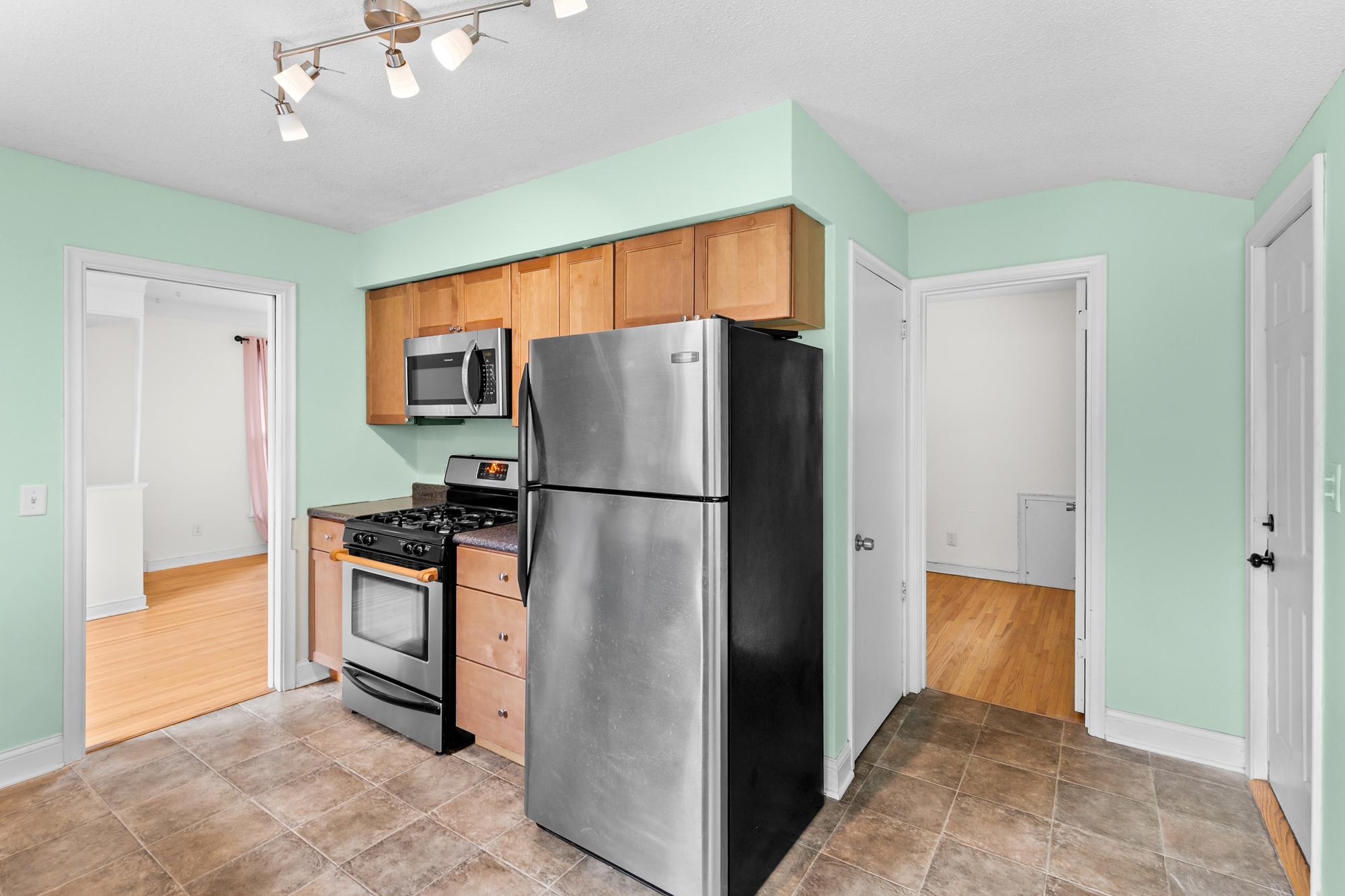 1081 Hubbard Avenue Property Photo 13