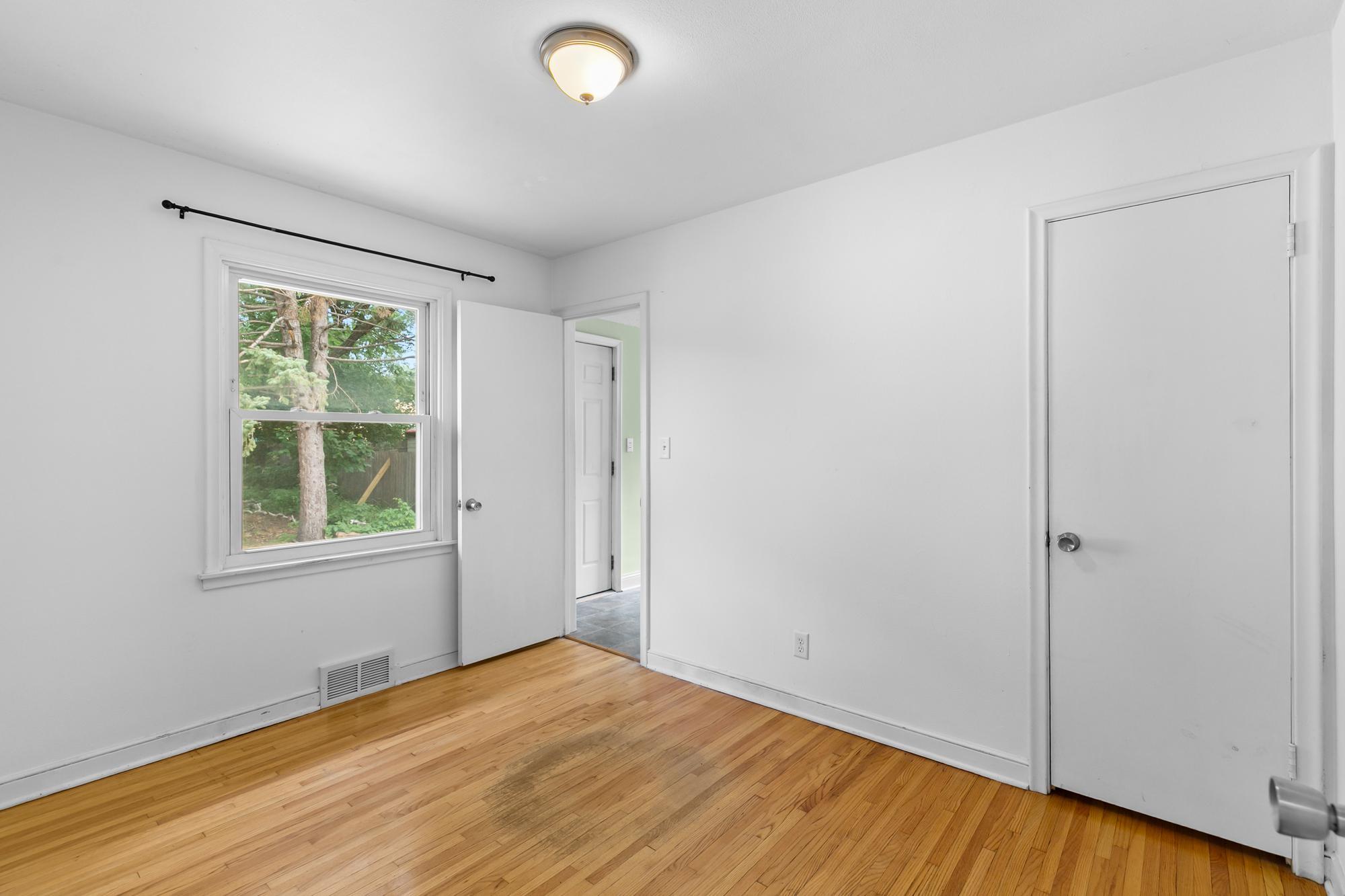 1081 Hubbard Avenue Property Photo 15
