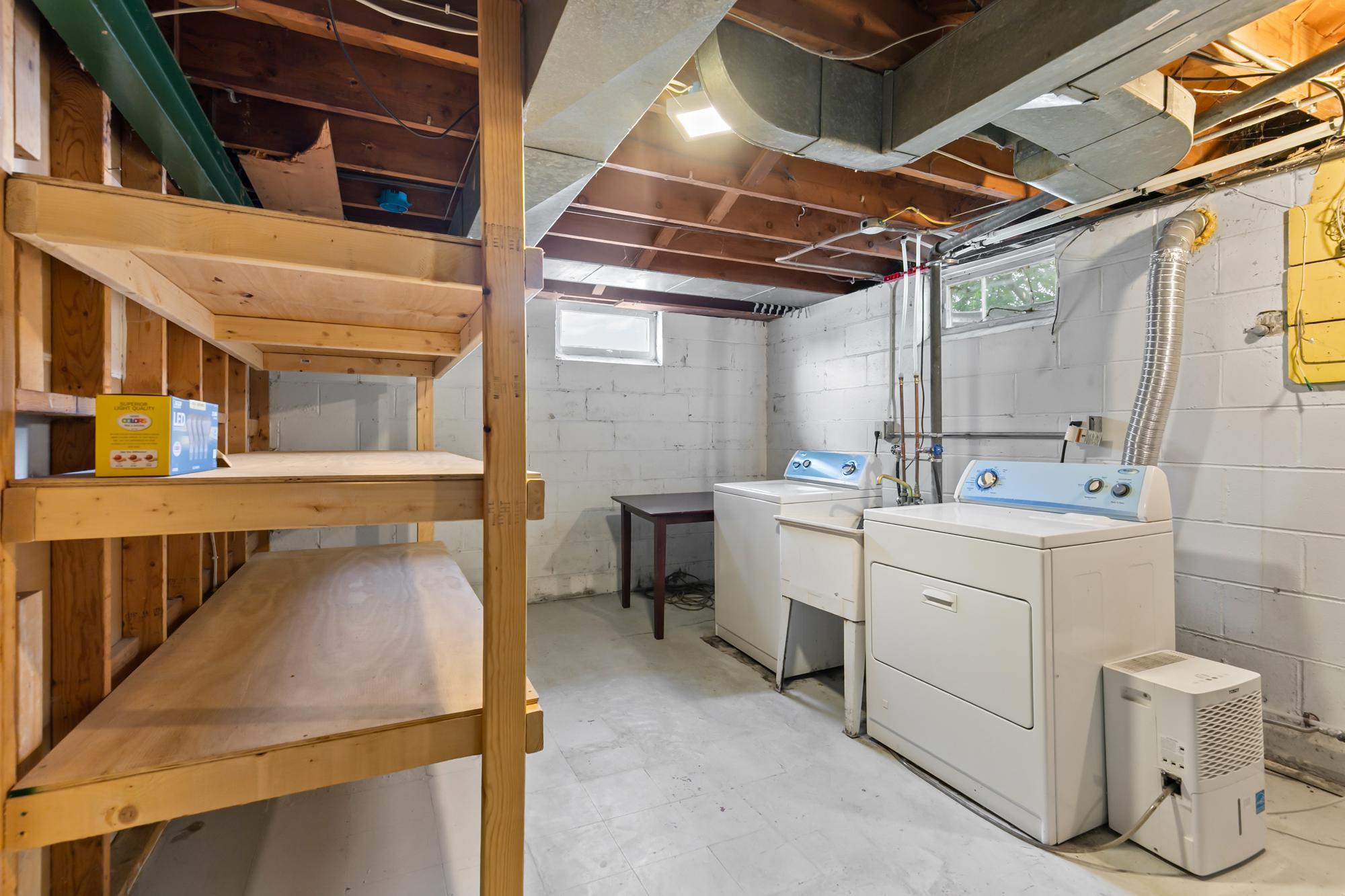 1081 Hubbard Avenue Property Photo 26