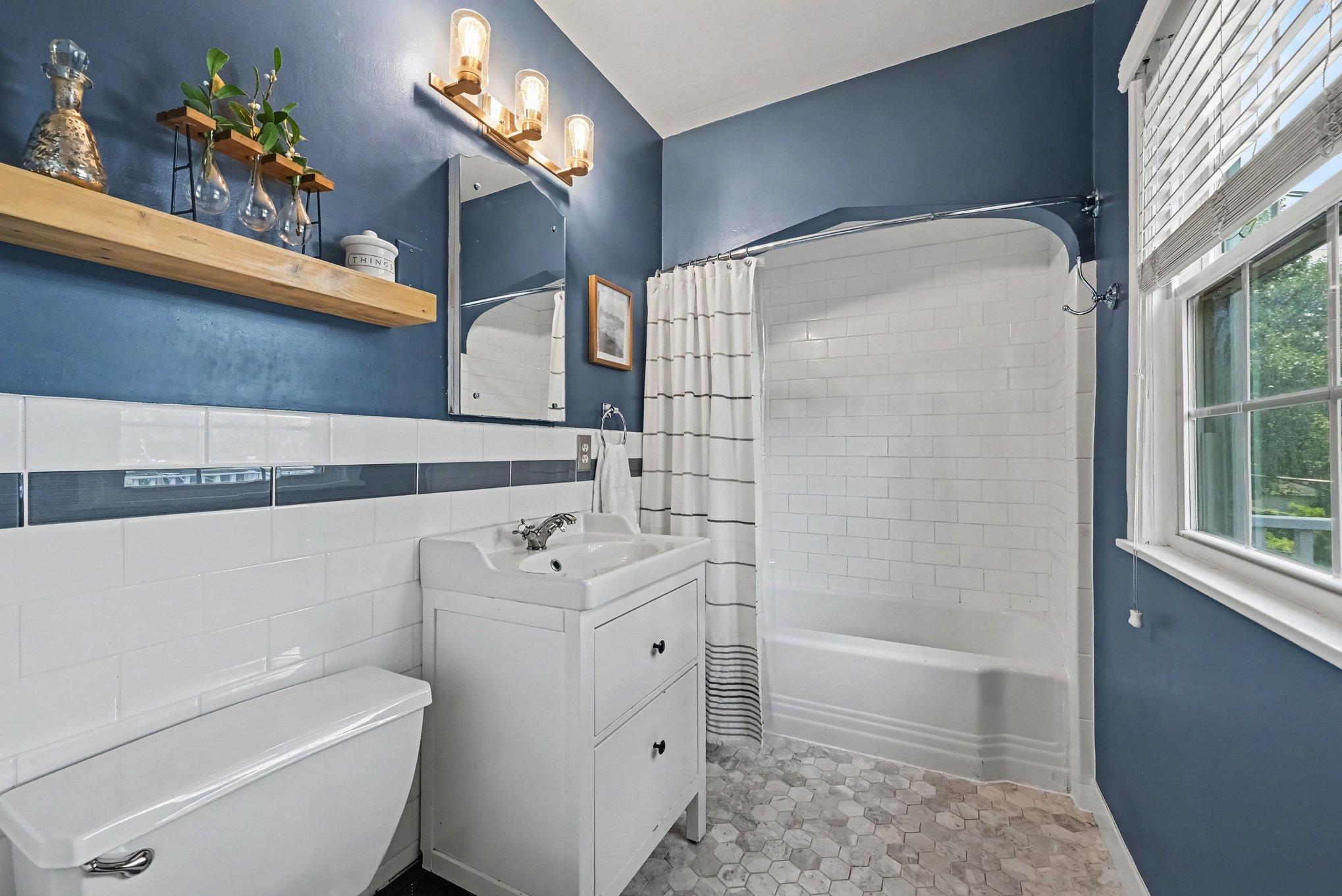 1820 Montreal Avenue Property Photo 20