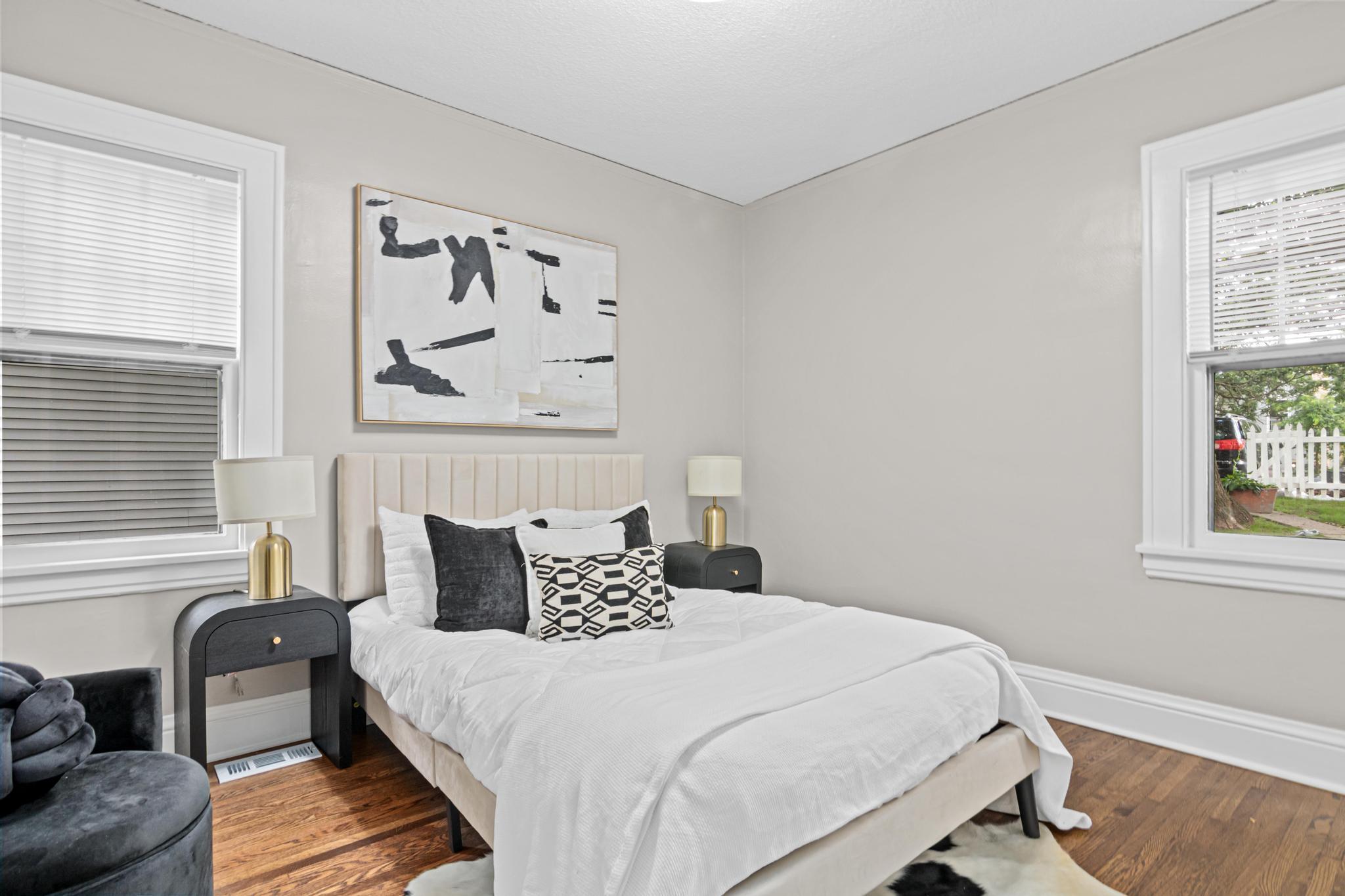 3547 Oliver Avenue N Property Photo 16