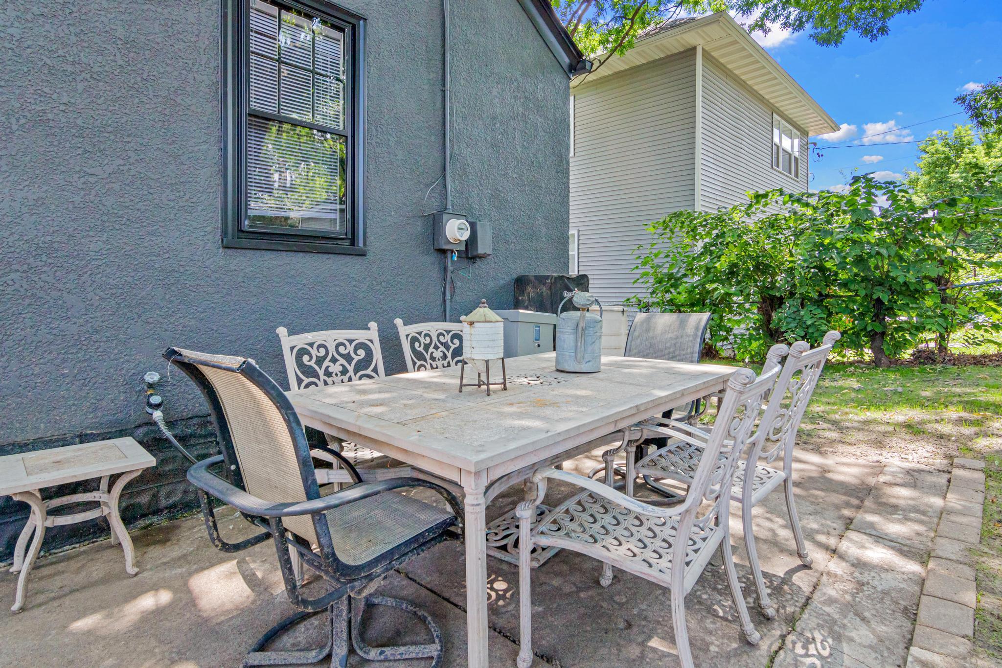 3547 Oliver Avenue N Property Photo 27