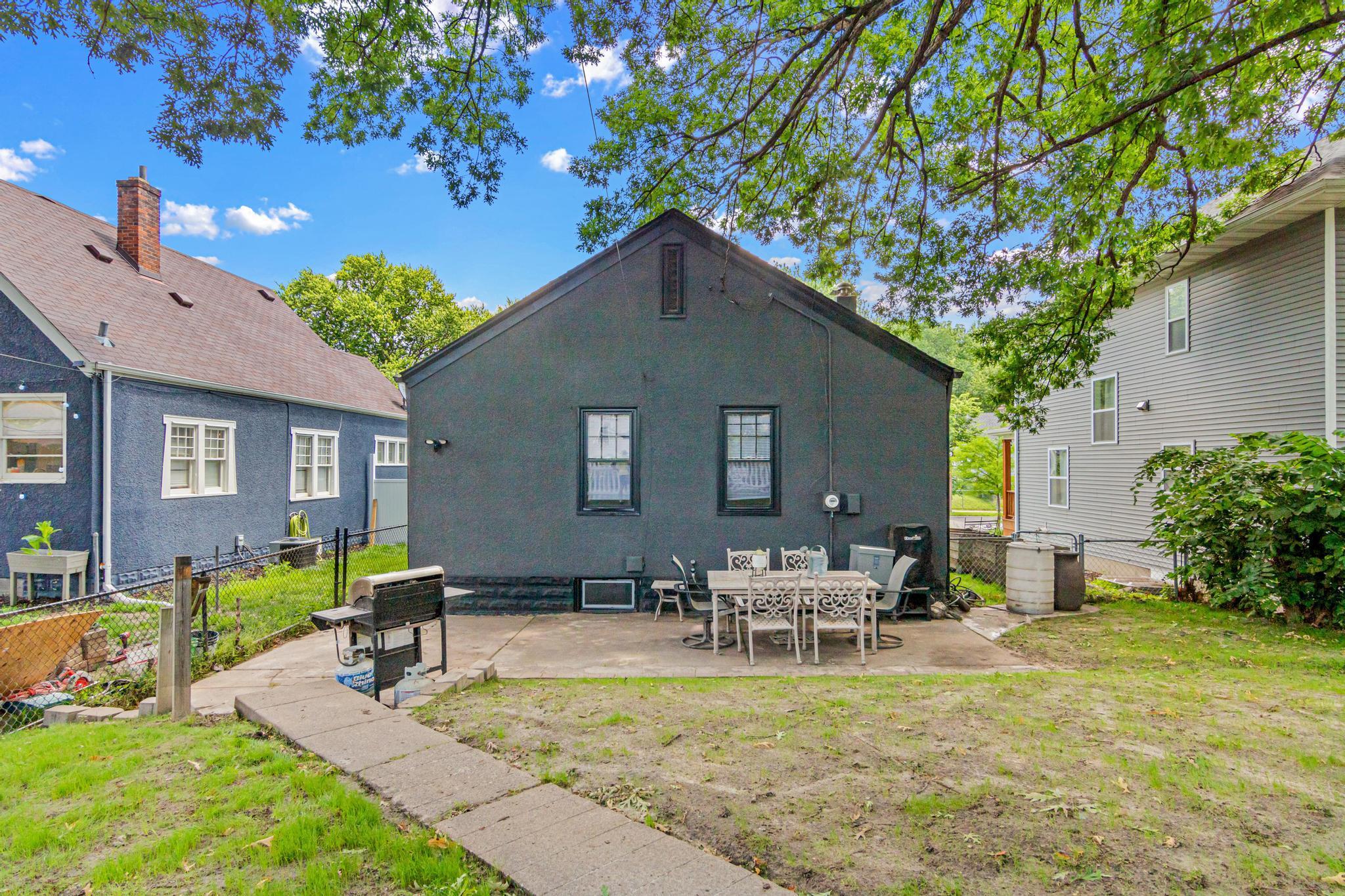 3547 Oliver Avenue N Property Photo 29