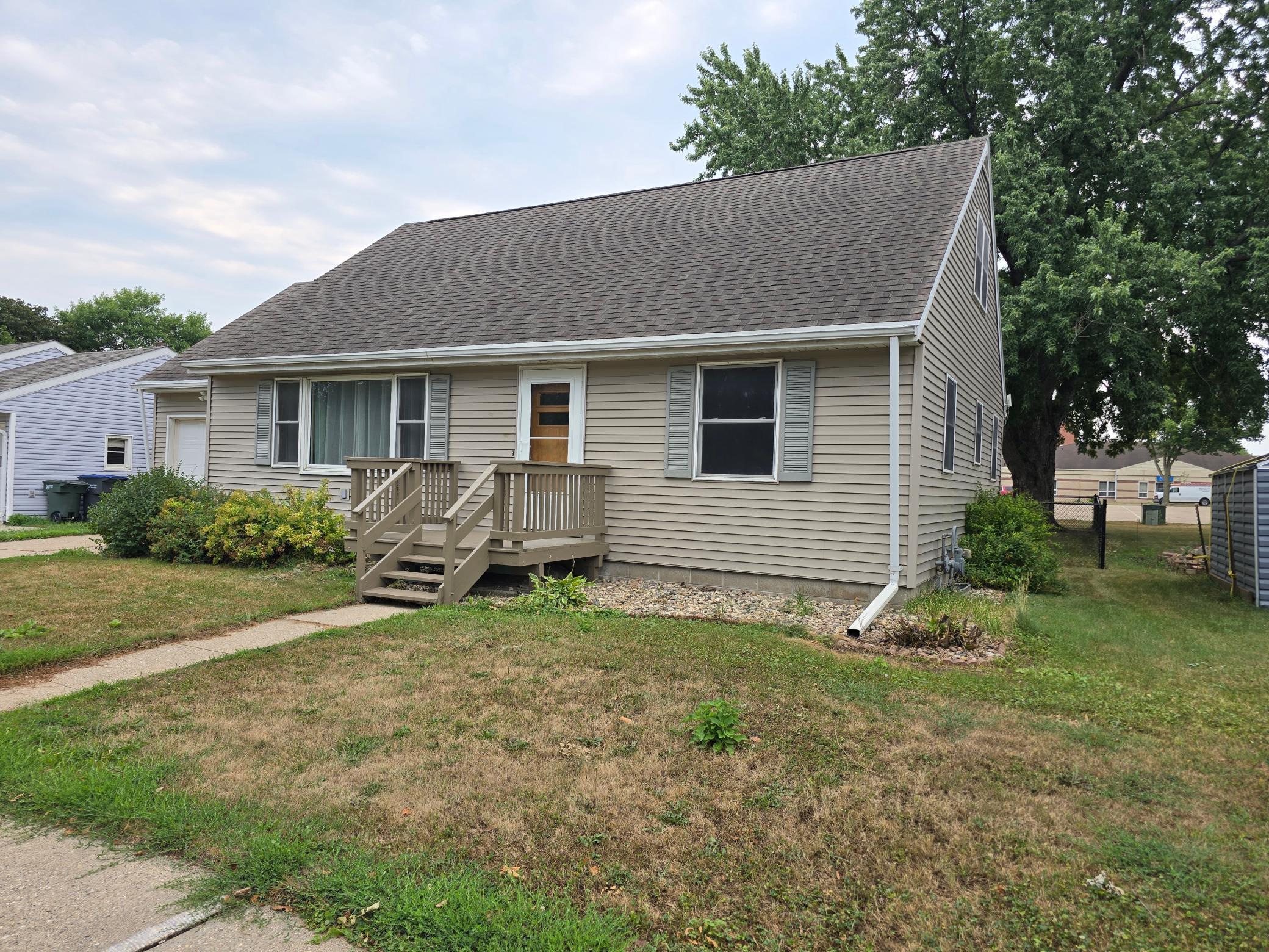 306 E Crawford Street