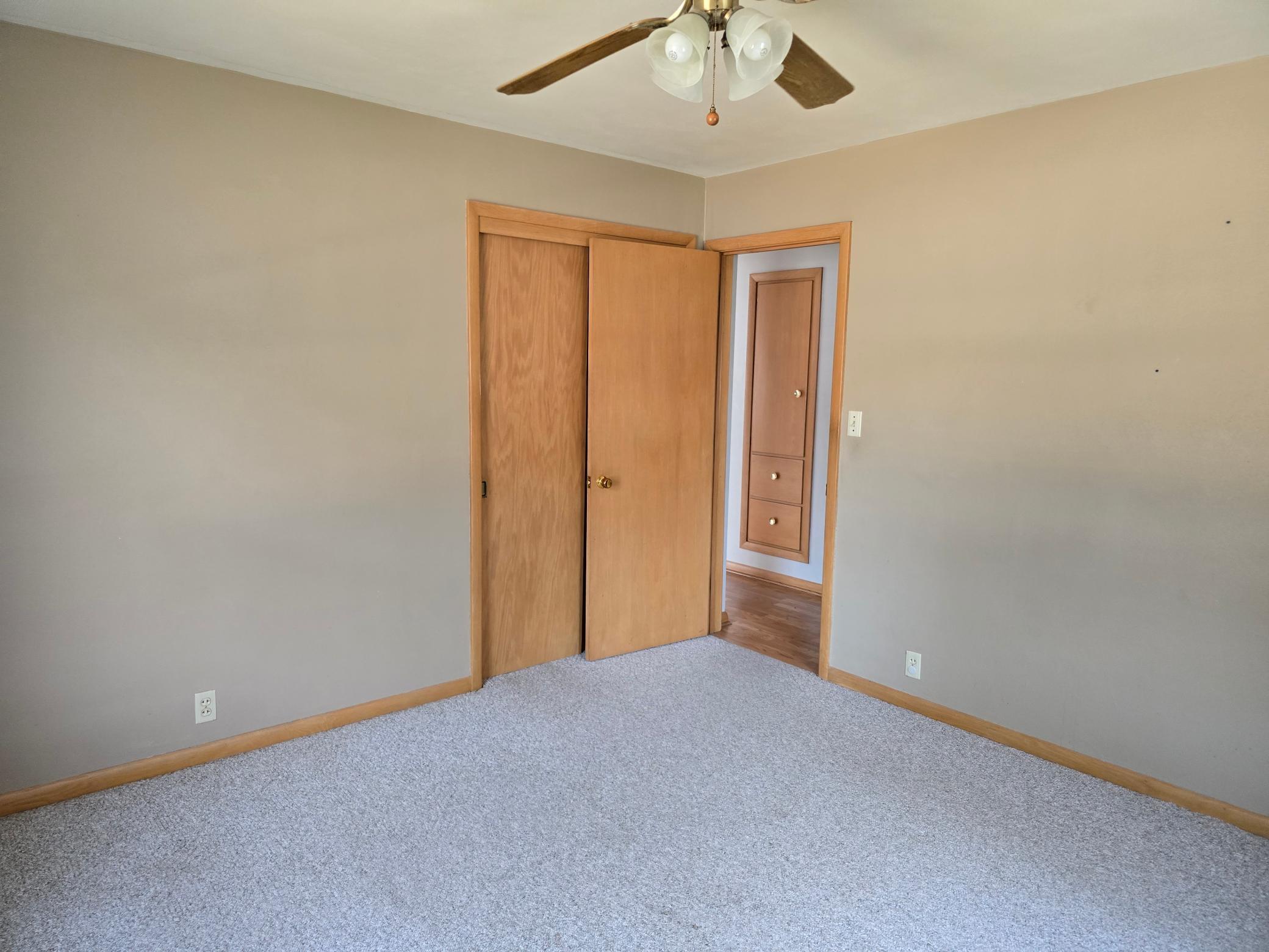 306 E Crawford Street Property Photo 15