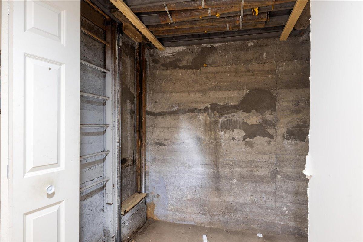 214 N Second Avenue Property Photo 18