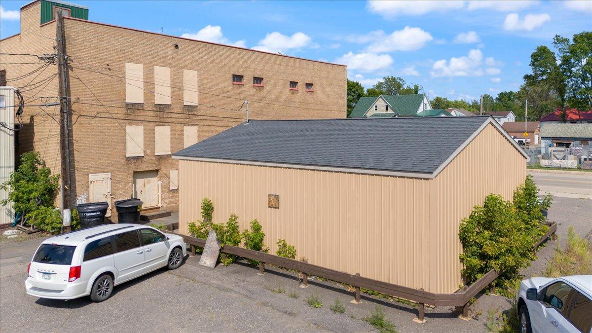 214 N Second Avenue Property Photo 26