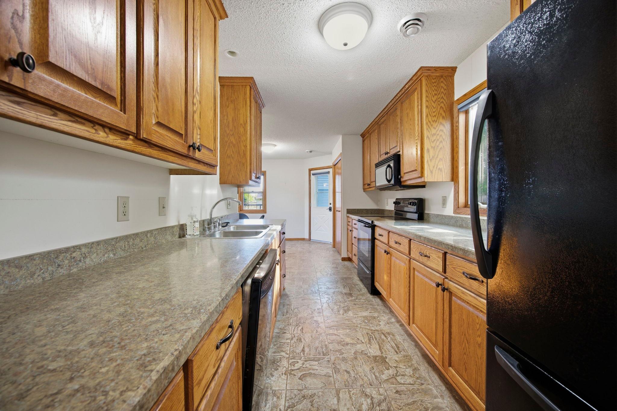 5408 34th Place N Property Photo 7