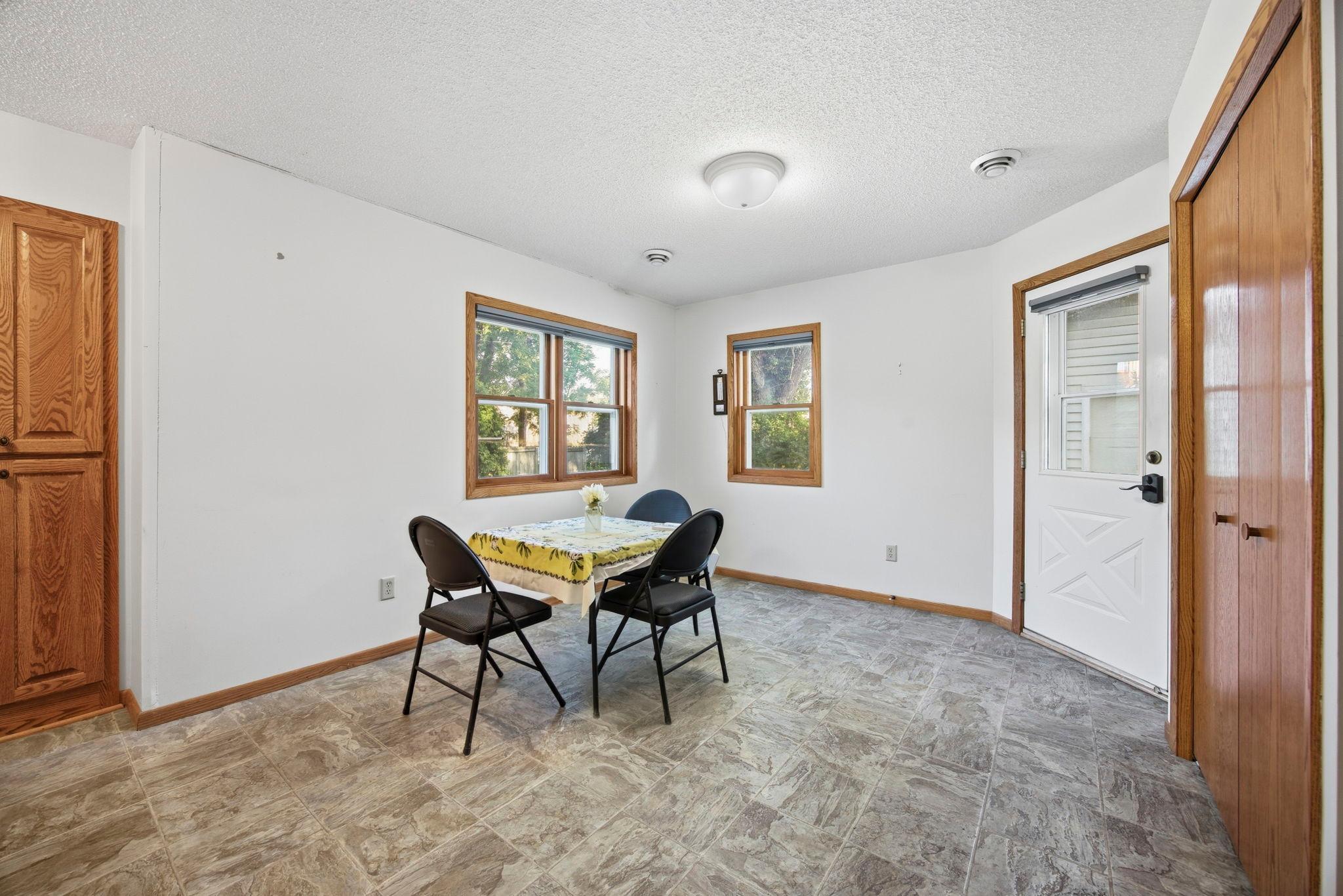 5408 34th Place N Property Photo 8