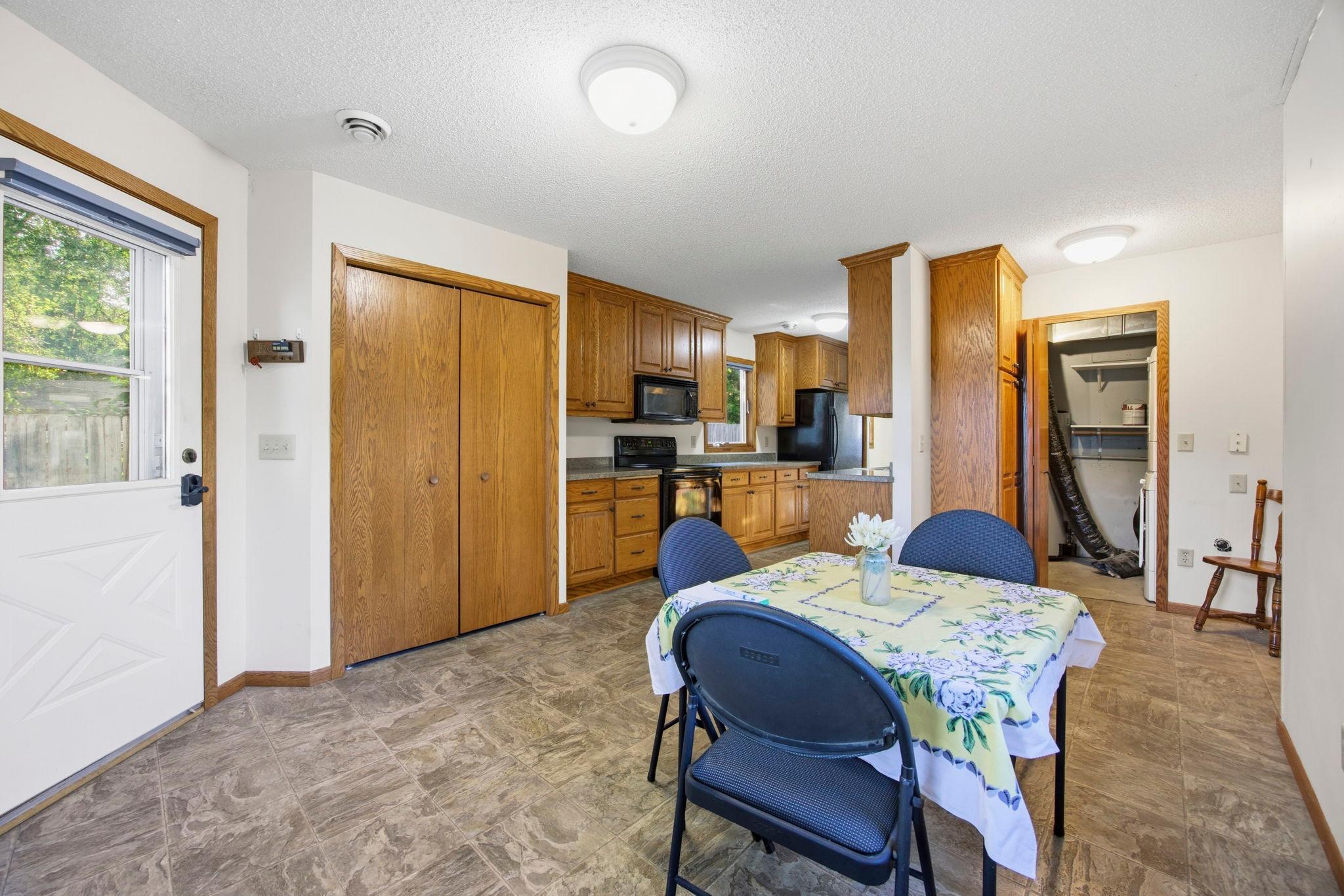 5408 34th Place N Property Photo 9