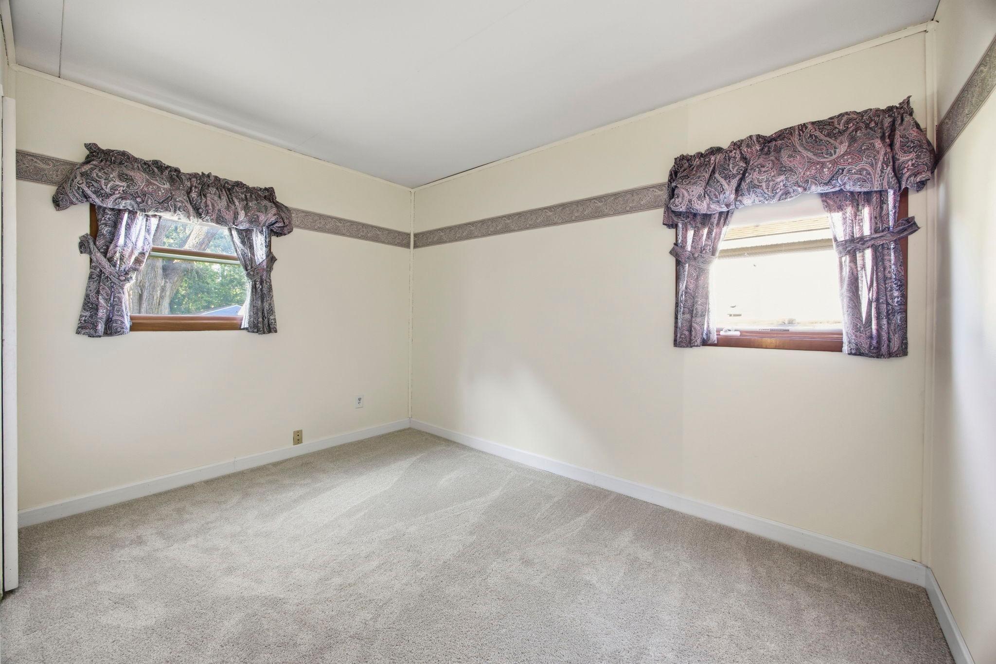 5408 34th Place N Property Photo 12