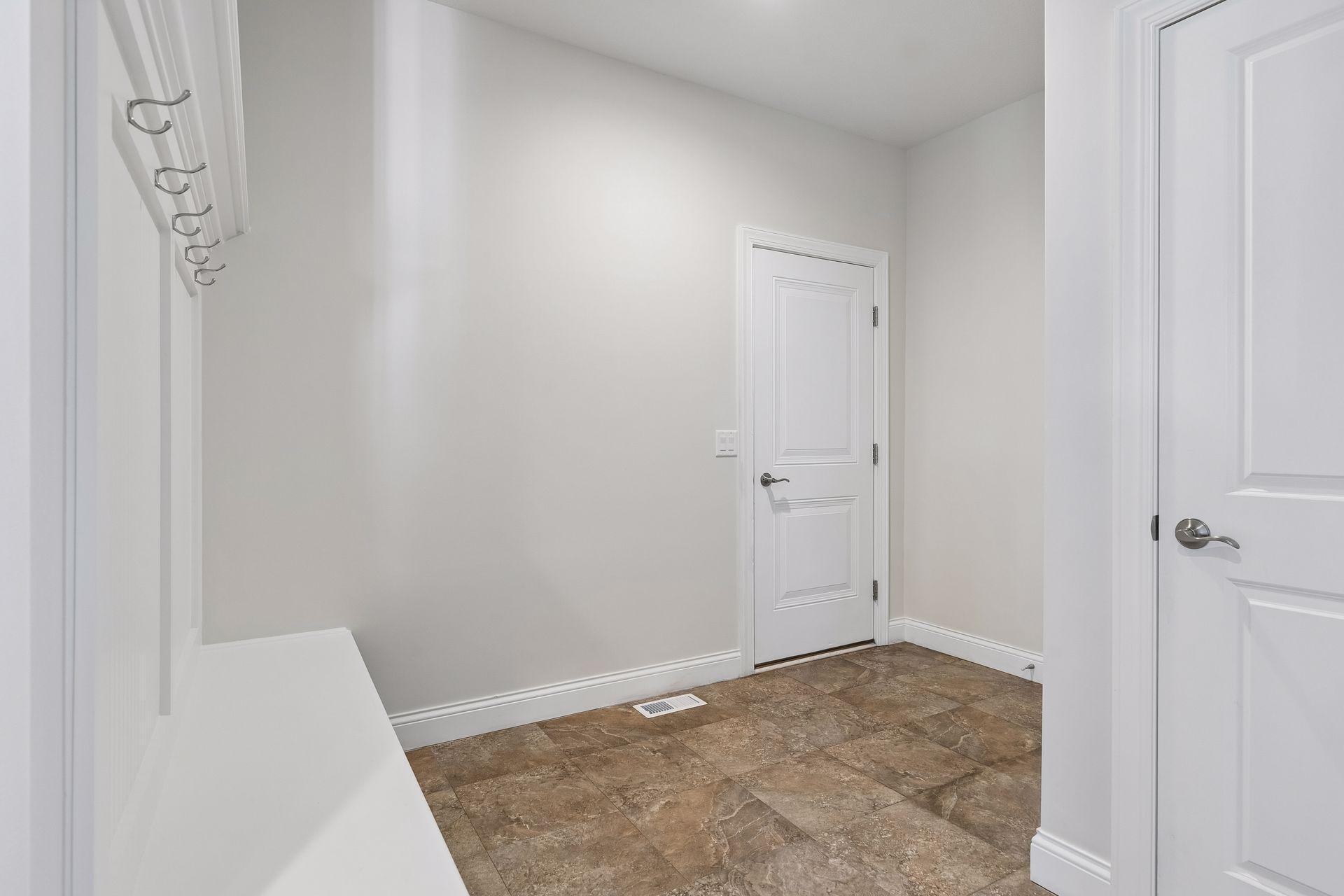 11274 Whitewater Drive Property Photo 35