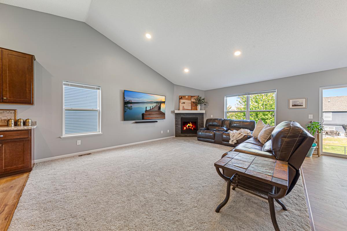 1520 Willow Circle Property Photo 11