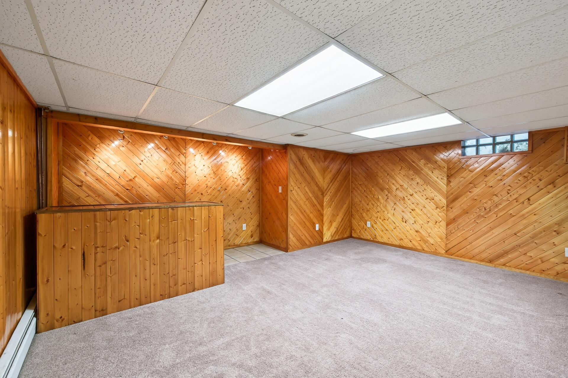 107 Oak Avenue N Property Photo 19