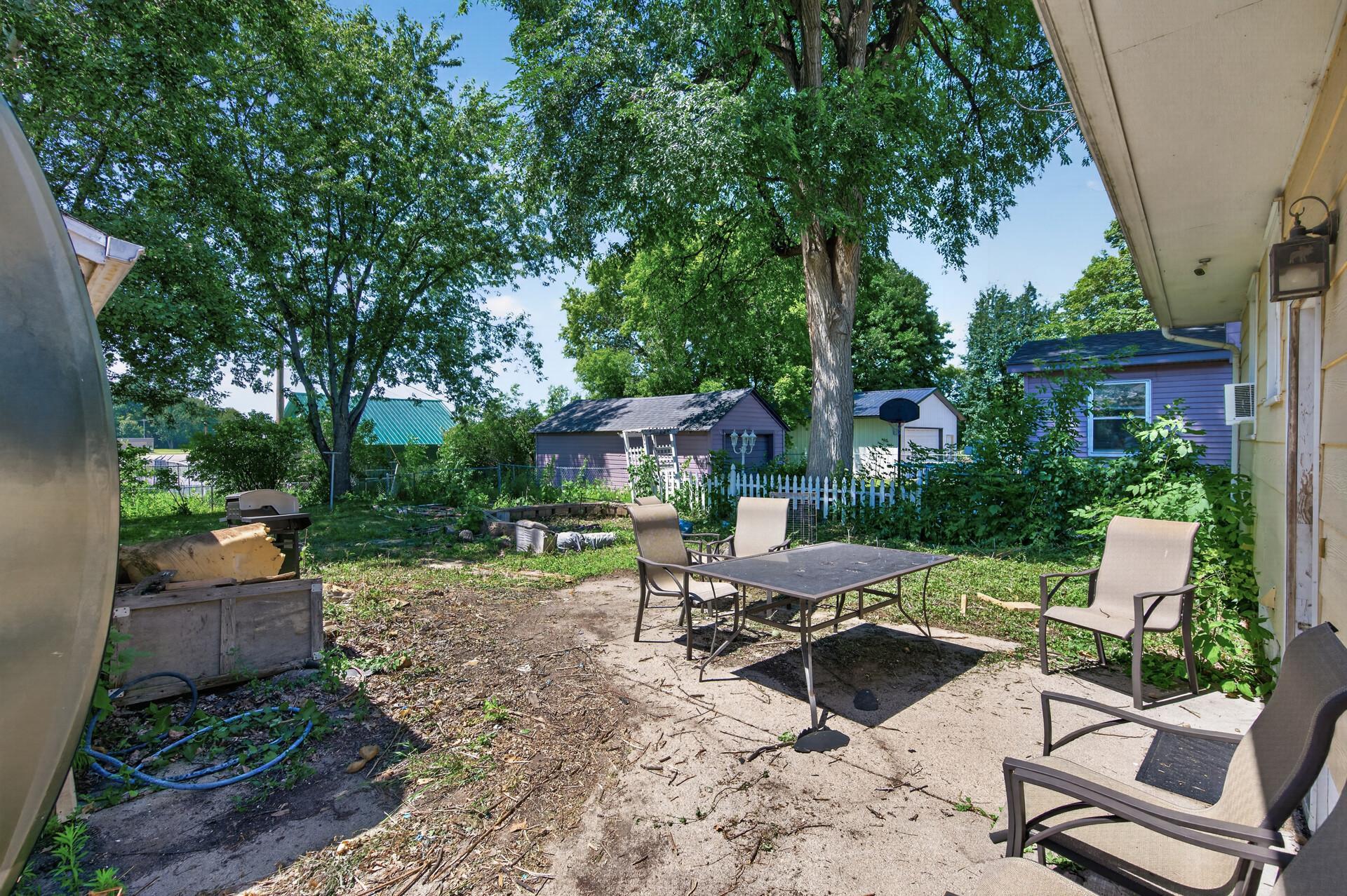 107 Oak Avenue N Property Photo 27