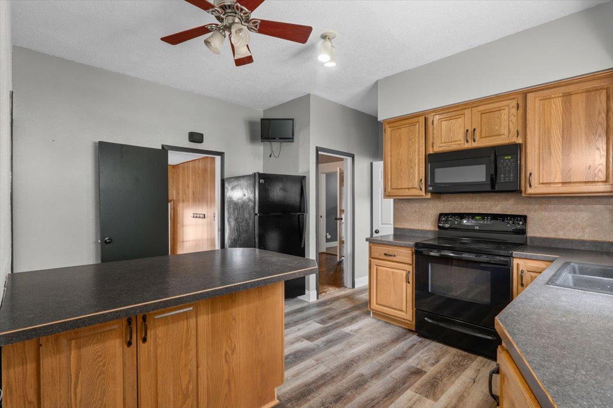 413 8th Street N Property Photo 9