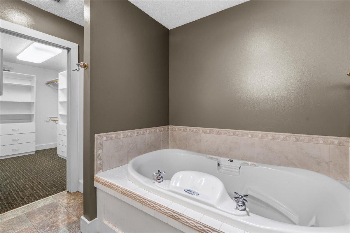 413 8th Street N Property Photo 41