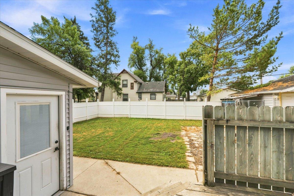 413 8th Street N Property Photo 93