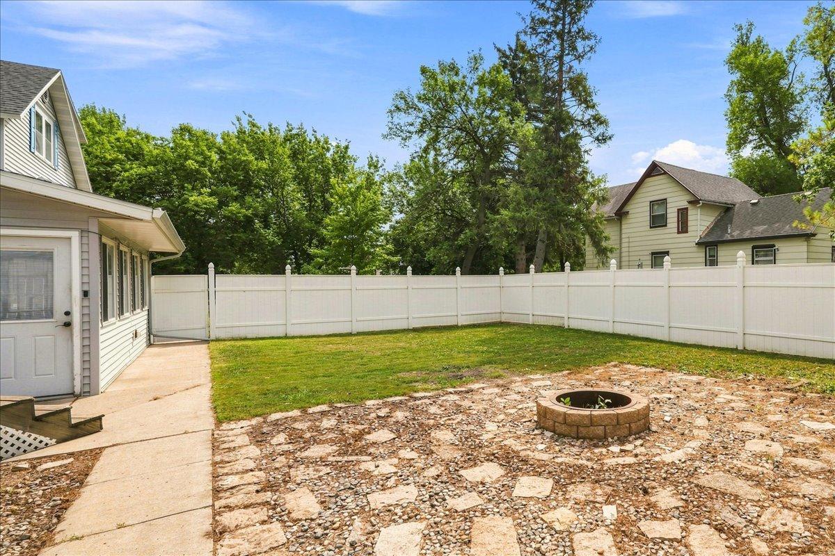 413 8th Street N Property Photo 99