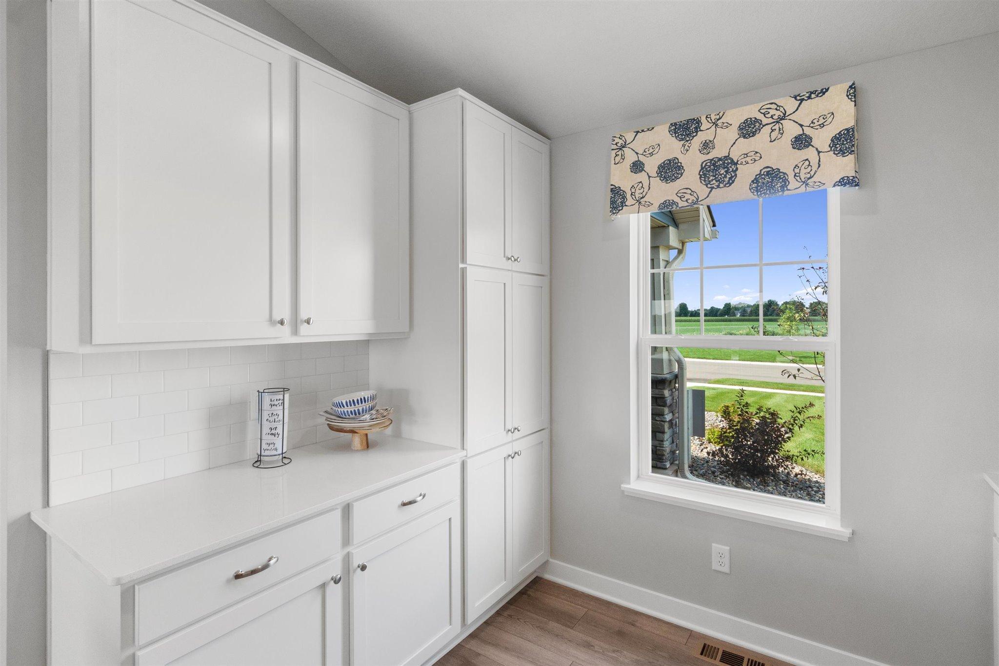 17412 Dulles Lane Property Photo 10