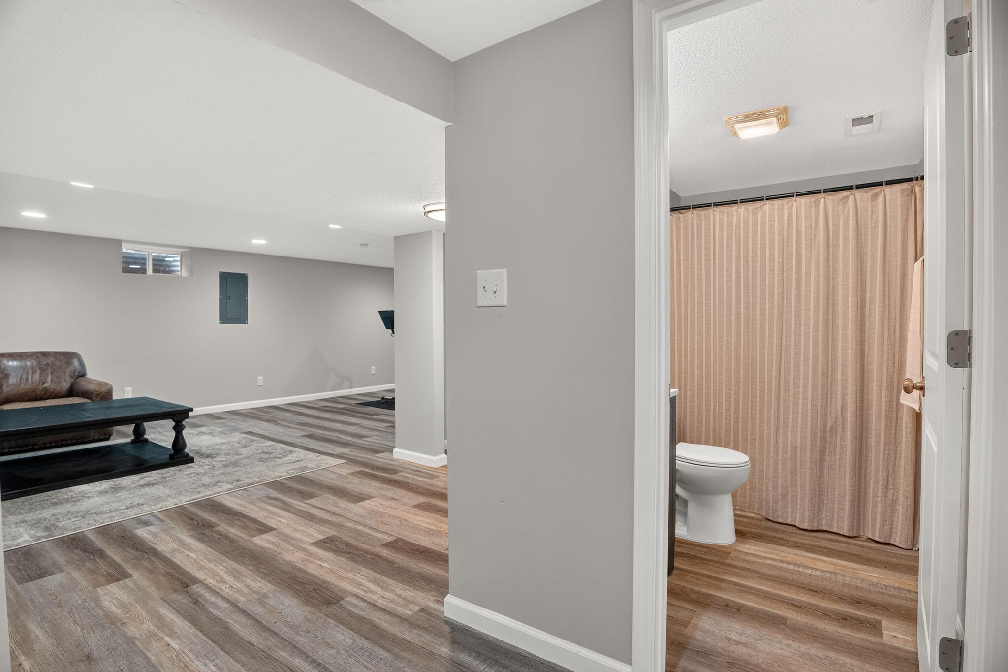 3274 68th Court E Property Photo 12