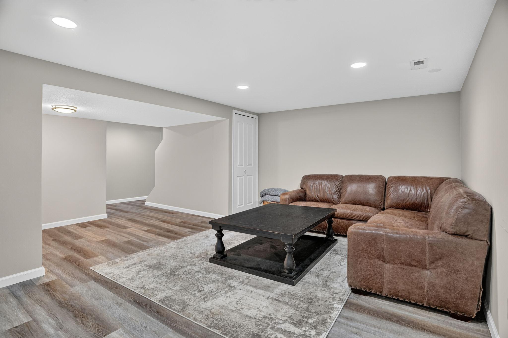 3274 68th Court E Property Photo 13