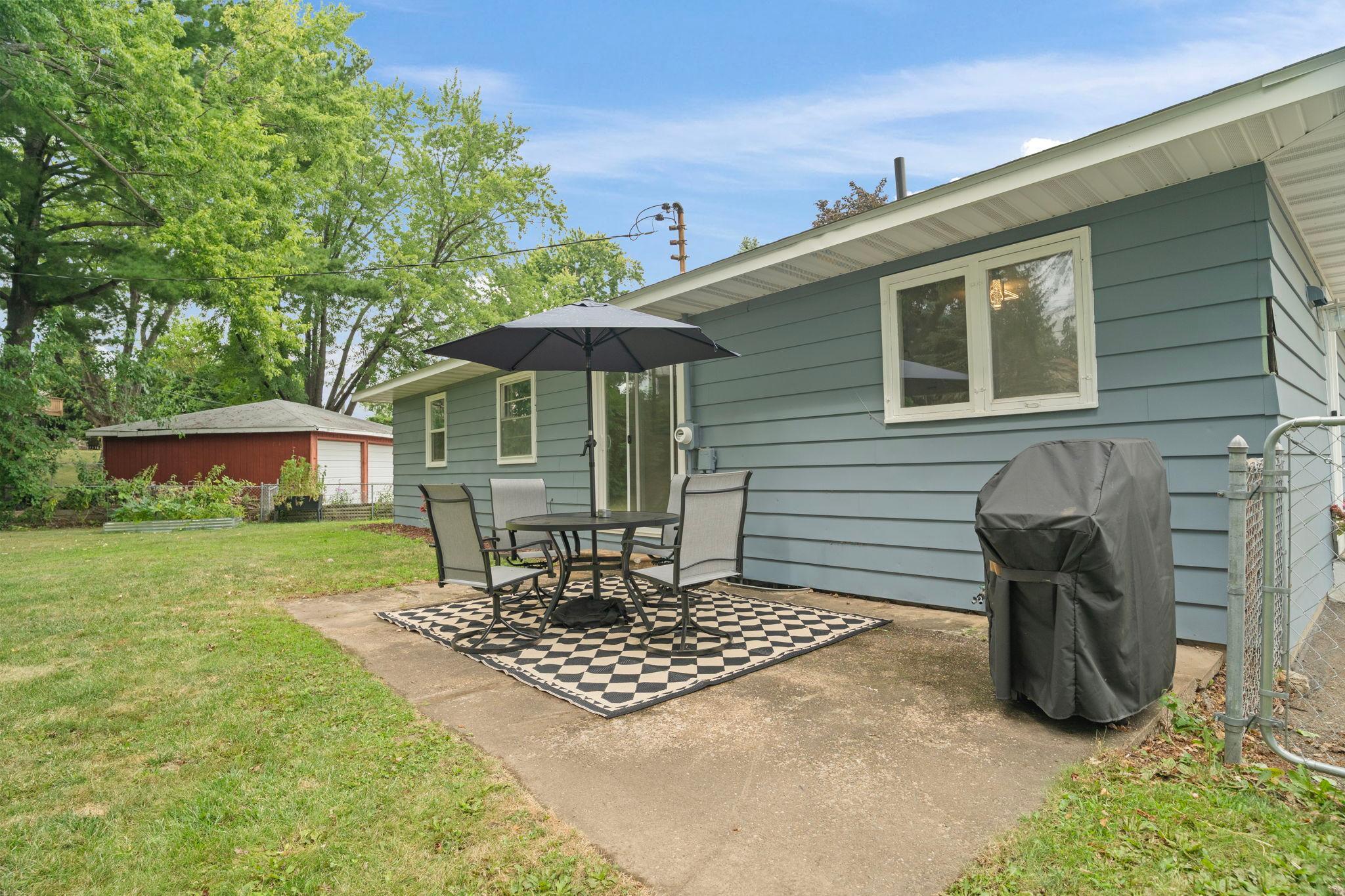 3274 68th Court E Property Photo 16