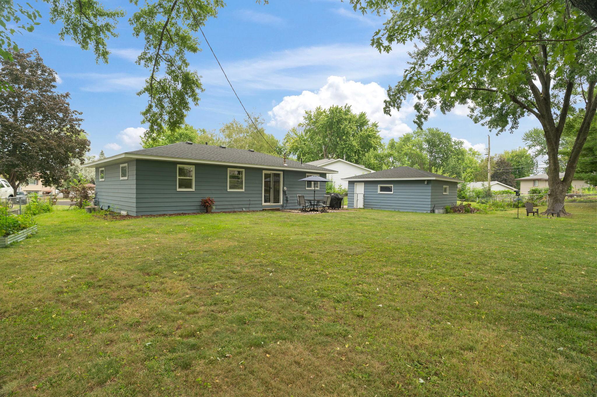 3274 68th Court E Property Photo 17