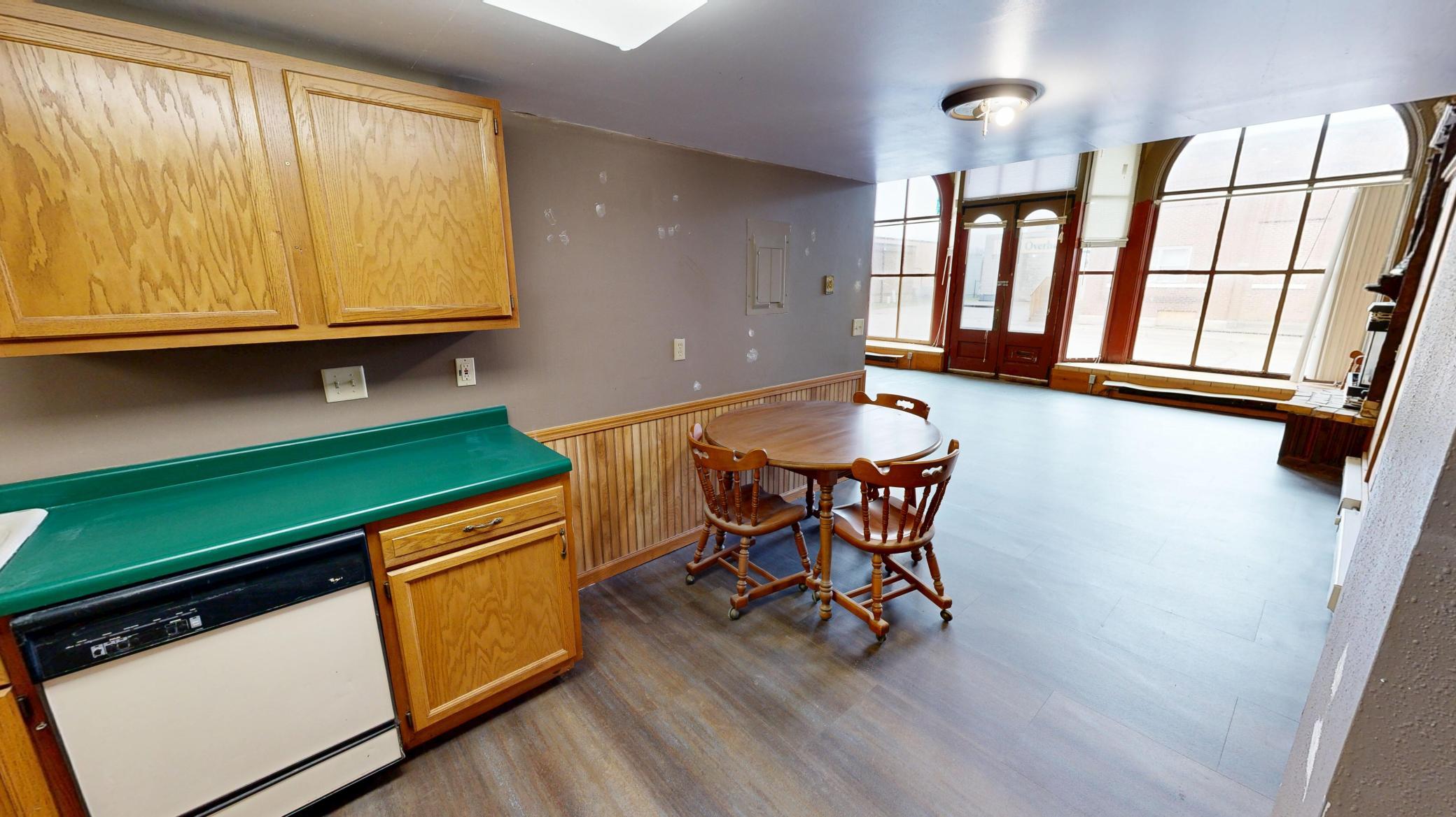 545 Pacific Avenue Sw Property Photo 8