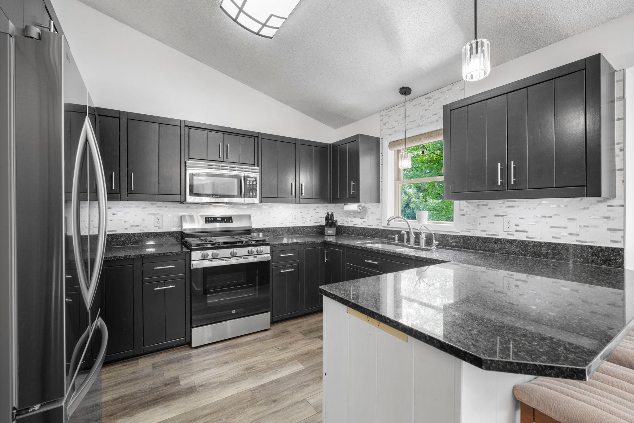 3717 90th Crescent N Property Photo 19