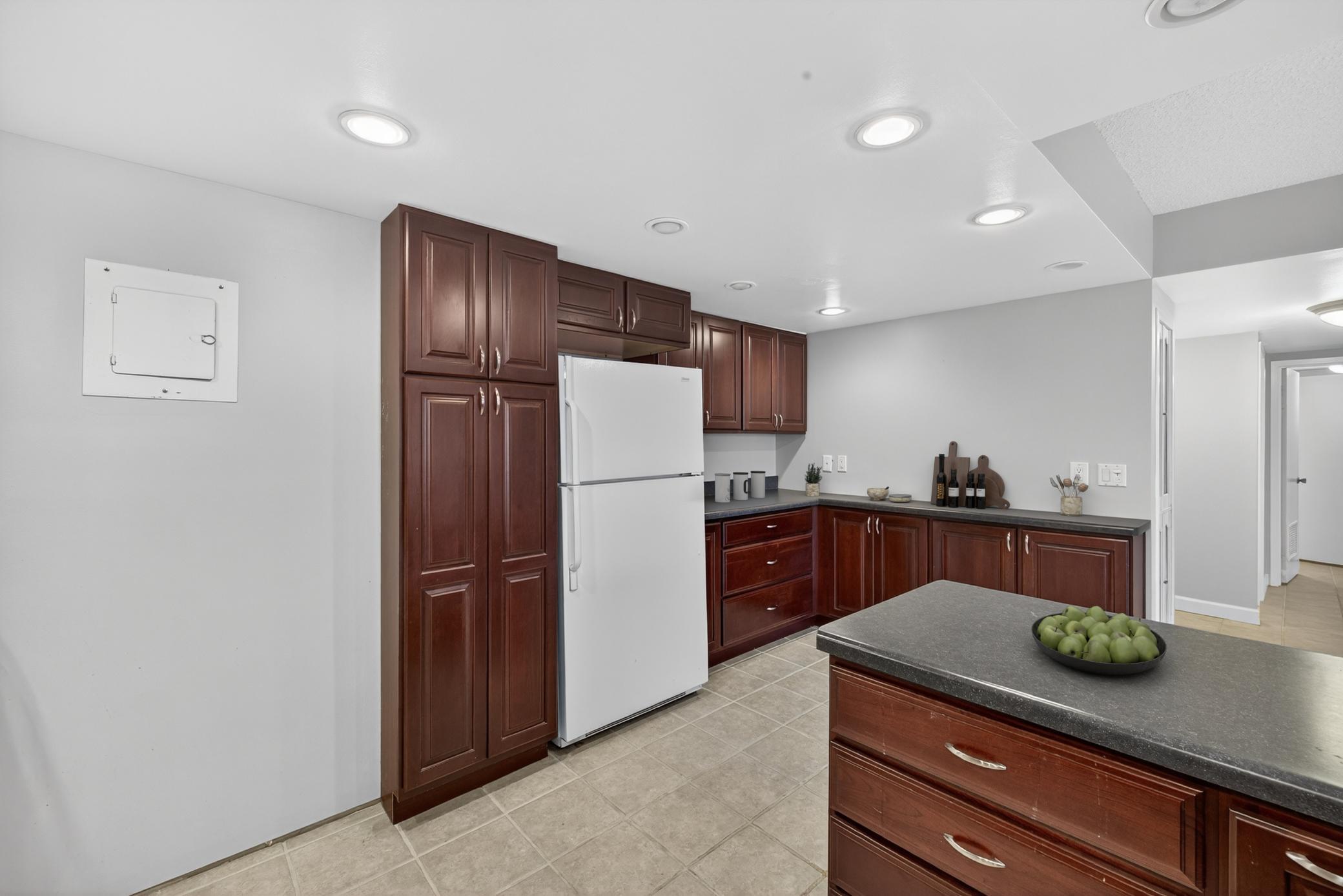 207 5th Avenue Sw 202 Property Photo 12