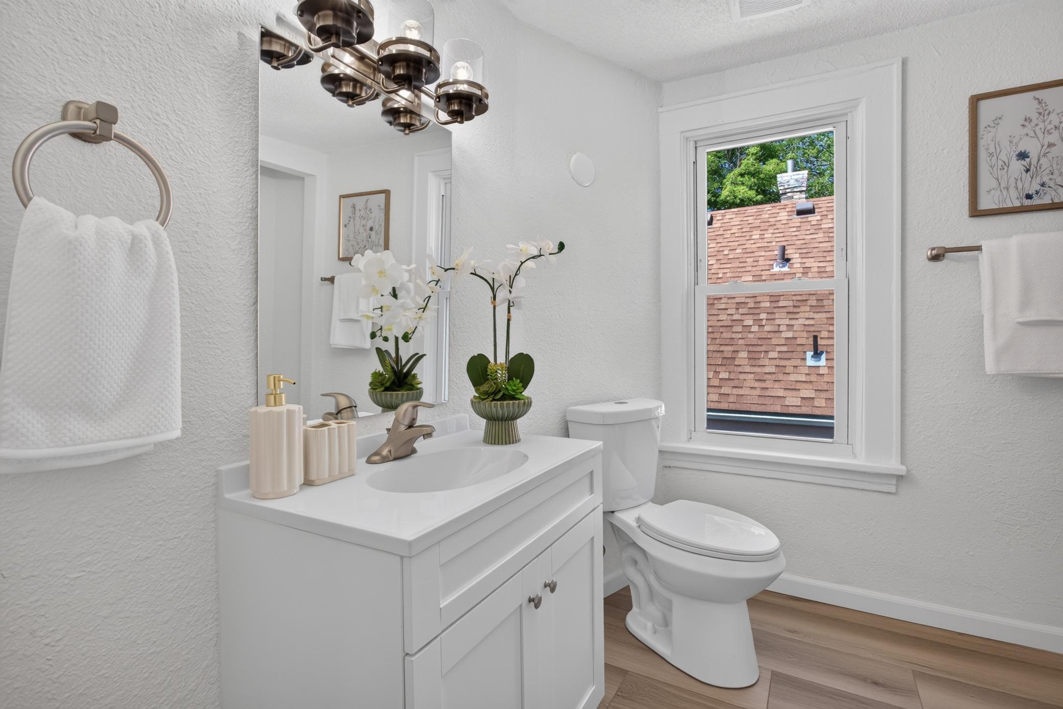 3722 Fremont Avenue N Property Photo 24