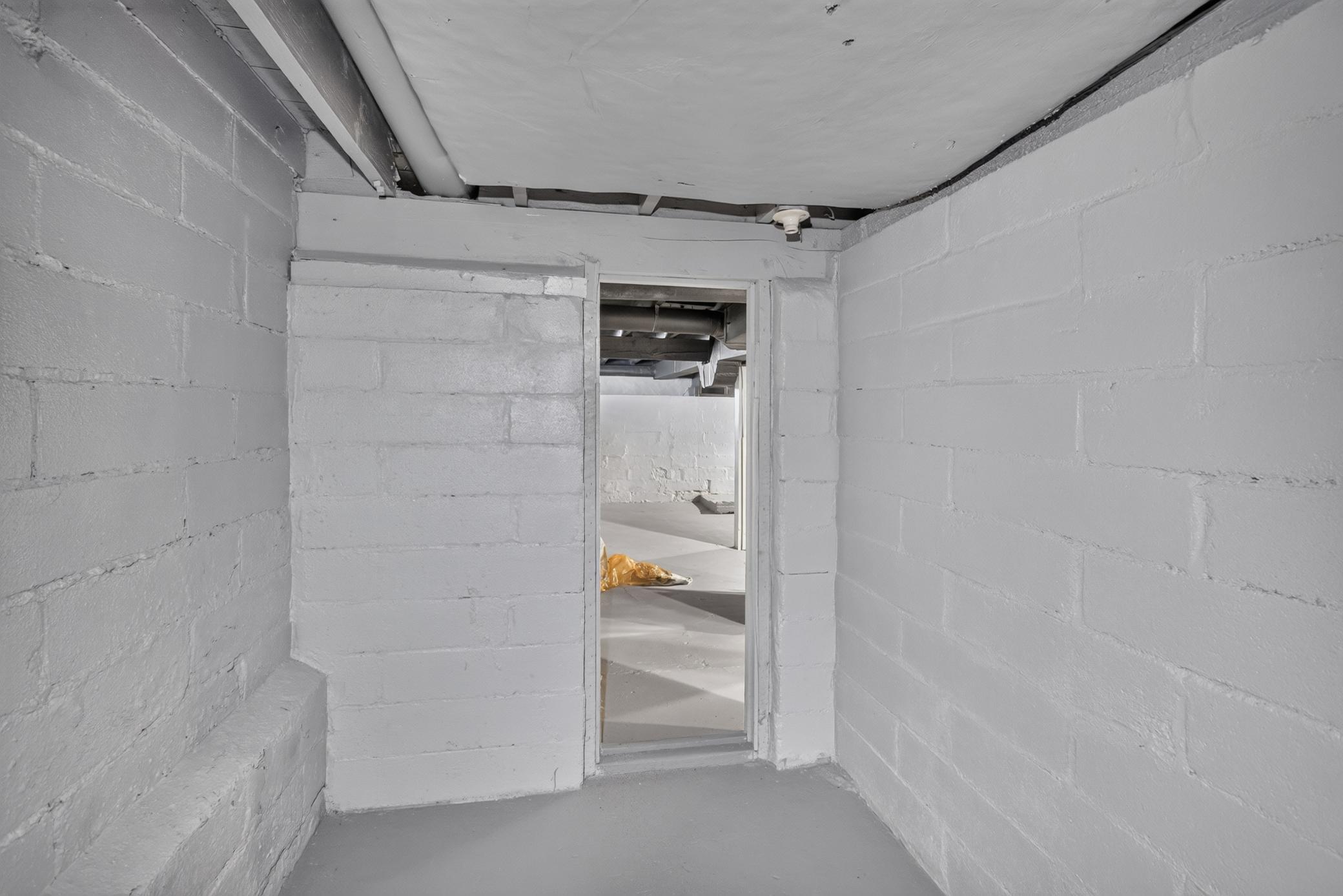 3722 Fremont Avenue N Property Photo 34