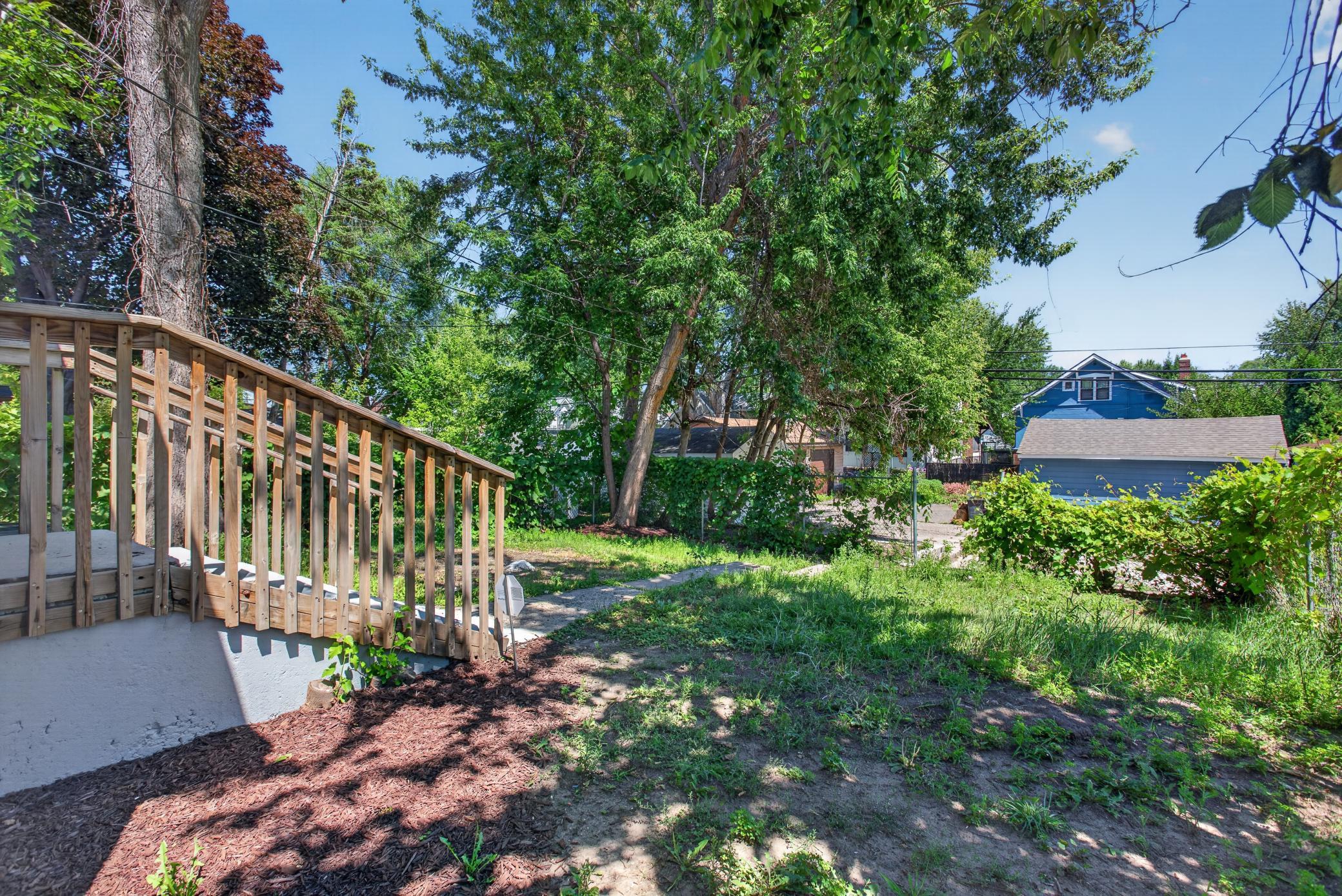 3722 Fremont Avenue N Property Photo 36