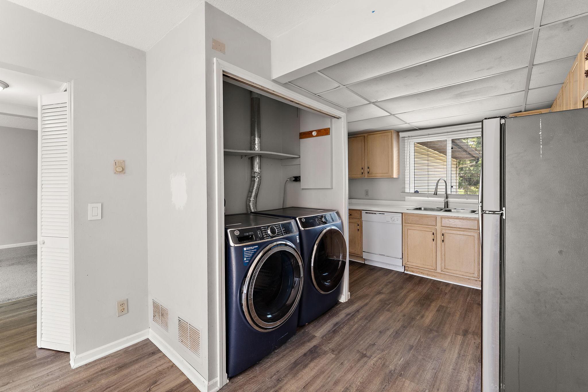7747 89th Avenue N Property Photo 12