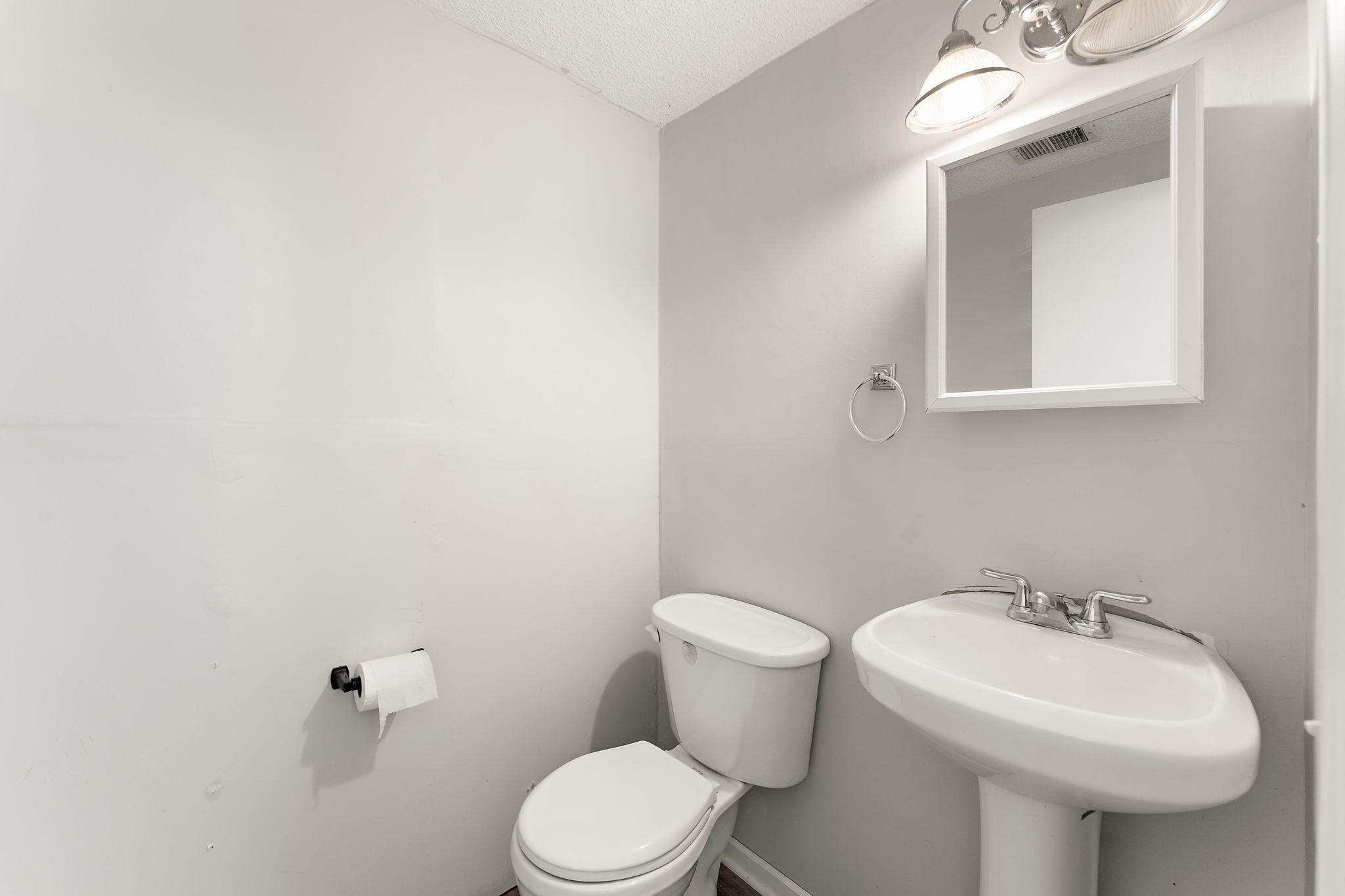 7747 89th Avenue N Property Photo 17