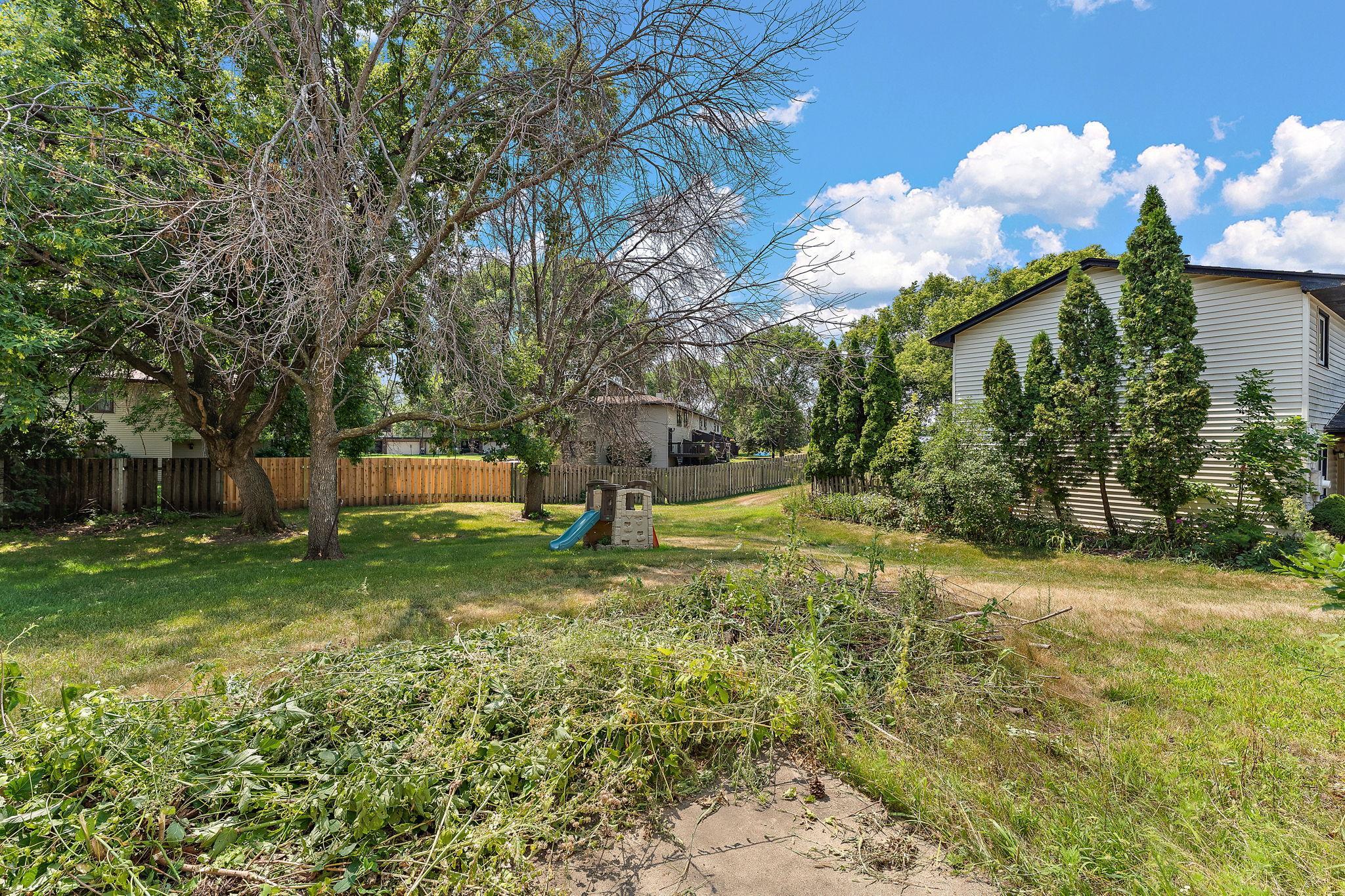 7747 89th Avenue N Property Photo 25