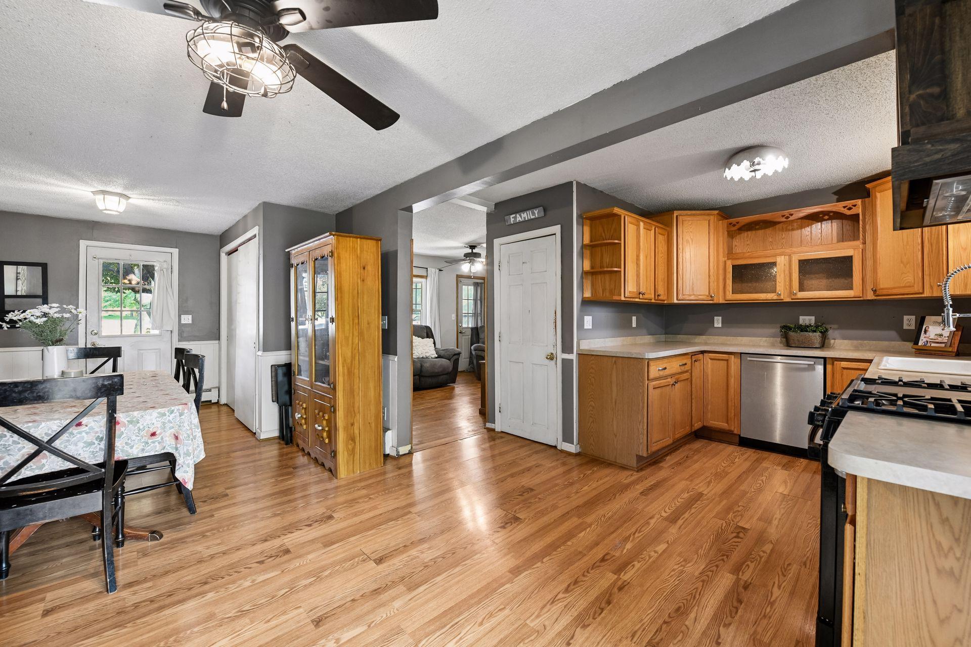 107 5th Street Sw Property Photo 4